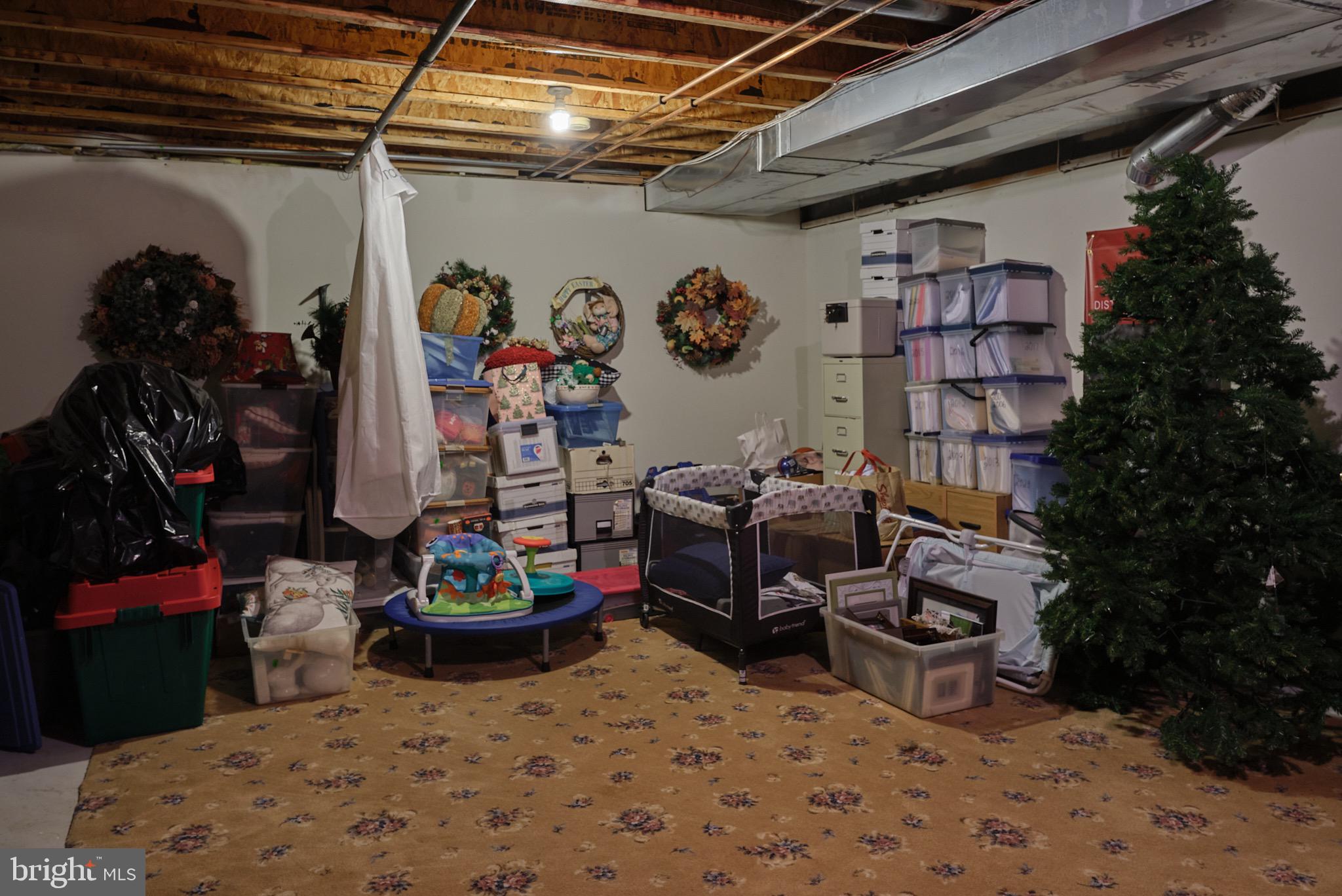 PICKERING CHASE - Residential