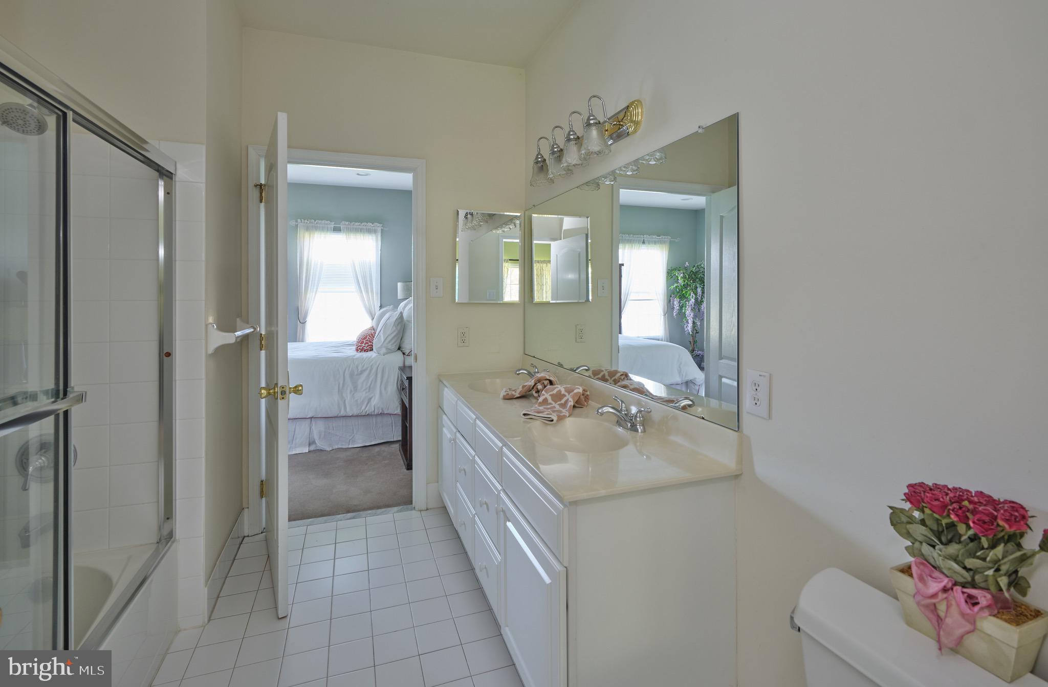 PICKERING CHASE - Residential