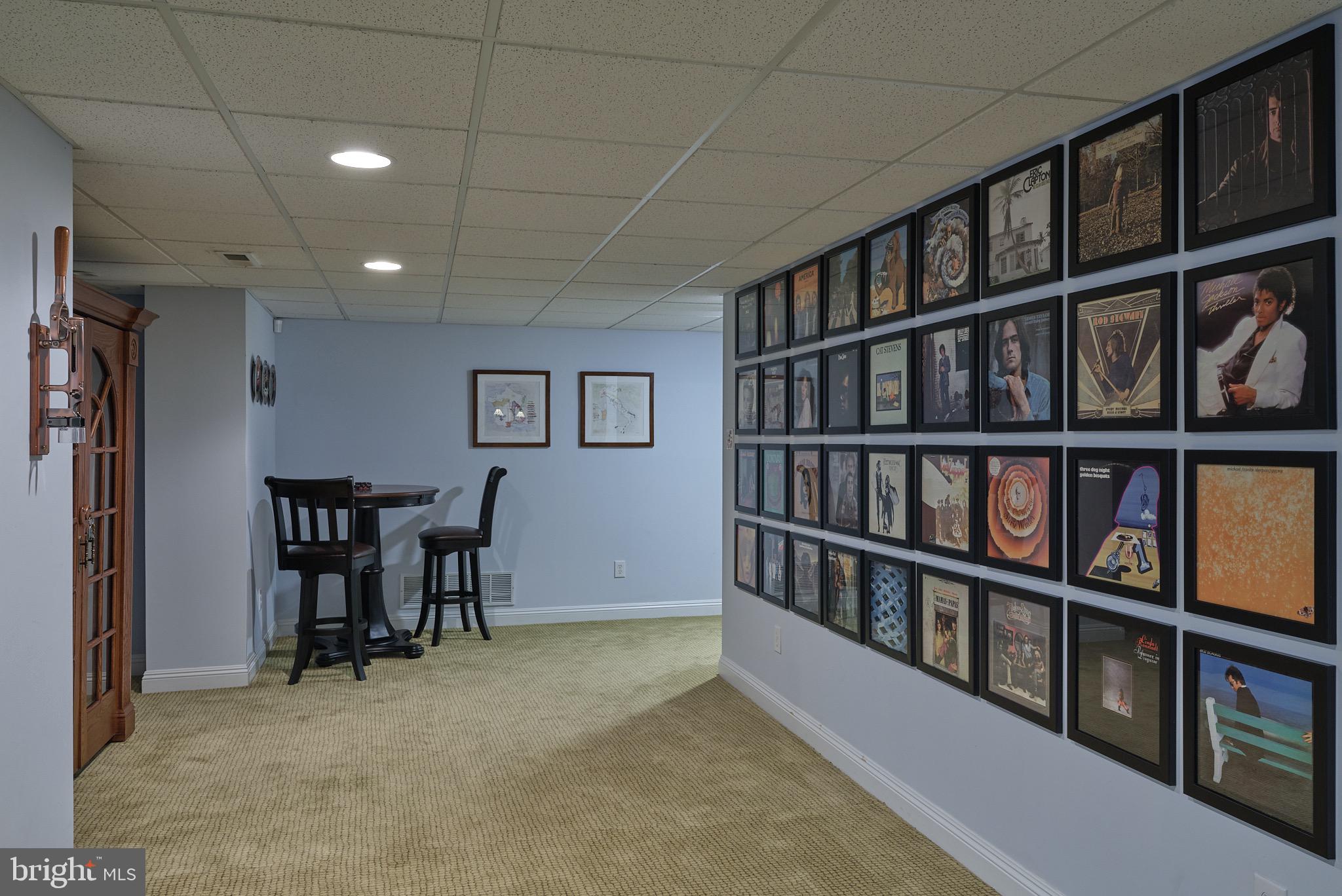 PICKERING CHASE - Residential