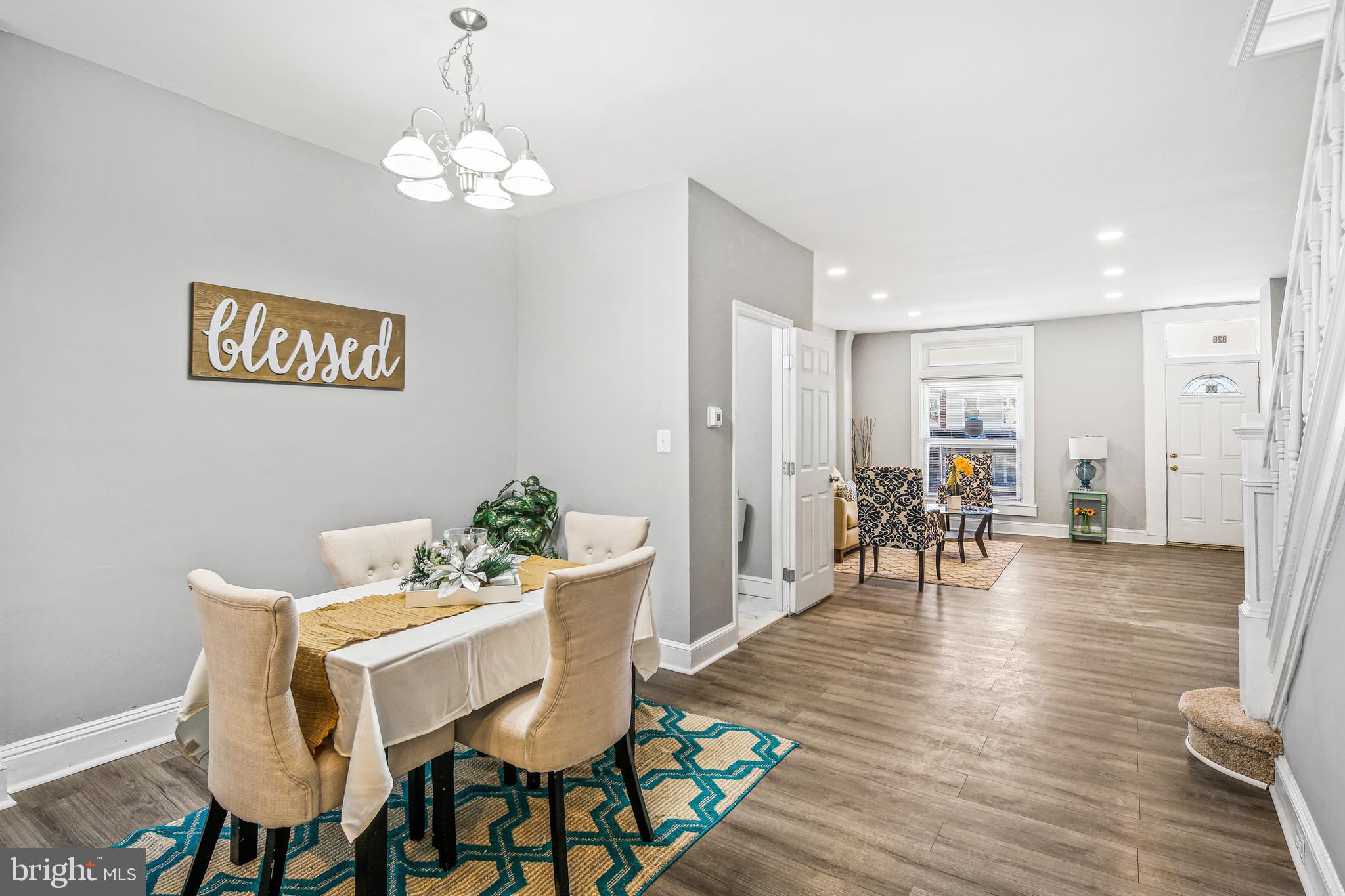 EVERGREEN LAWN - Residential