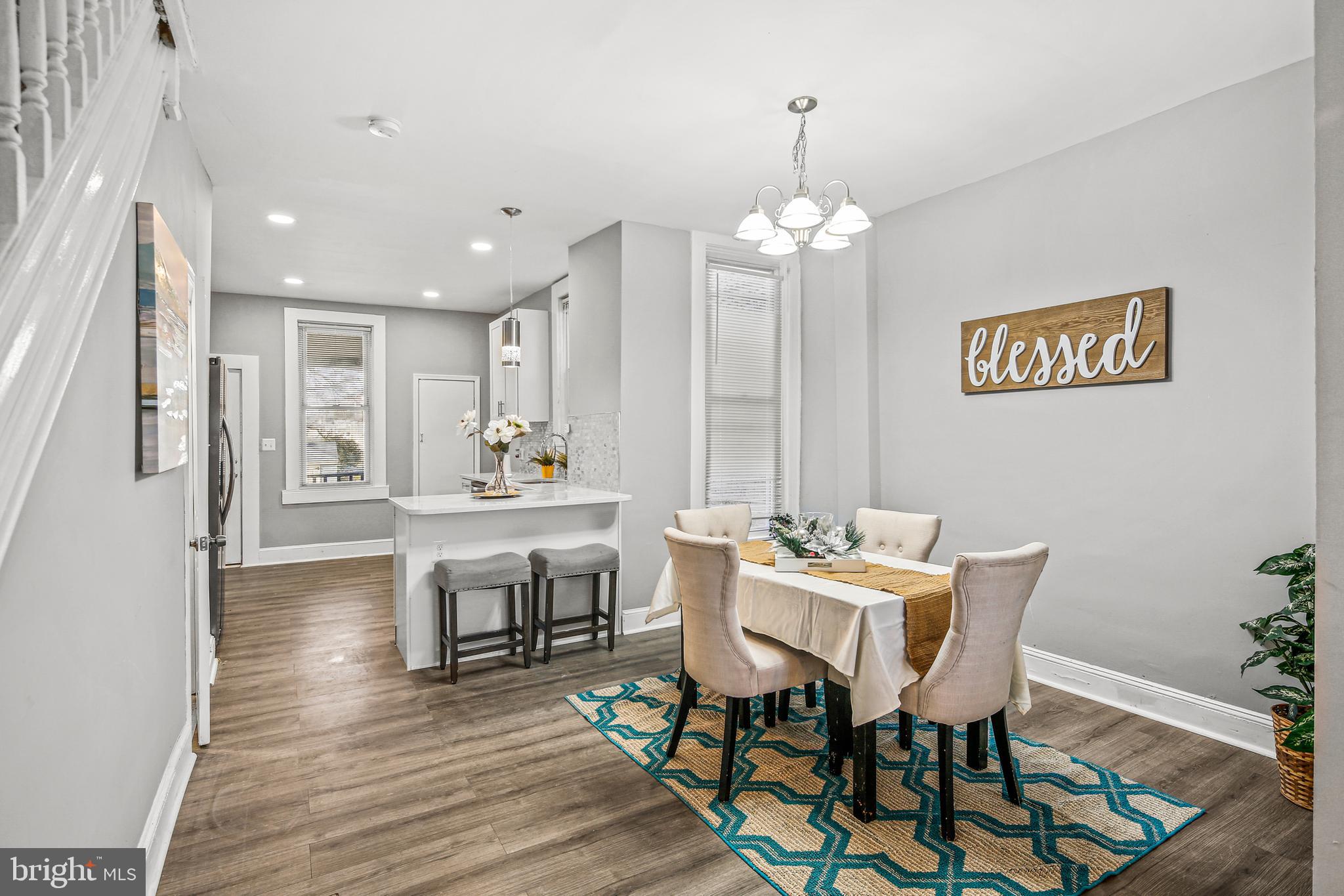 EVERGREEN LAWN - Residential