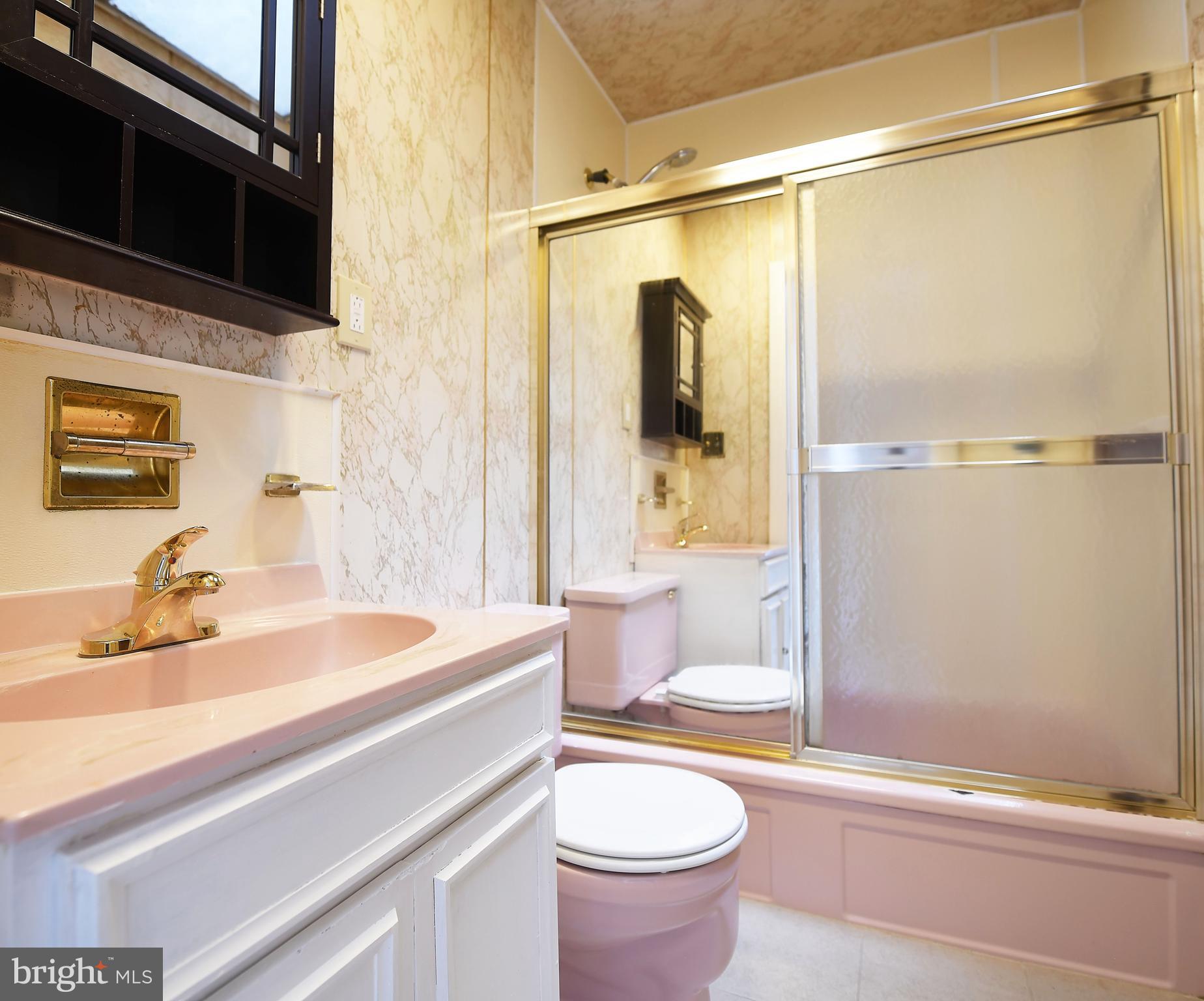 NORTH POINT VILLAGE - Residential