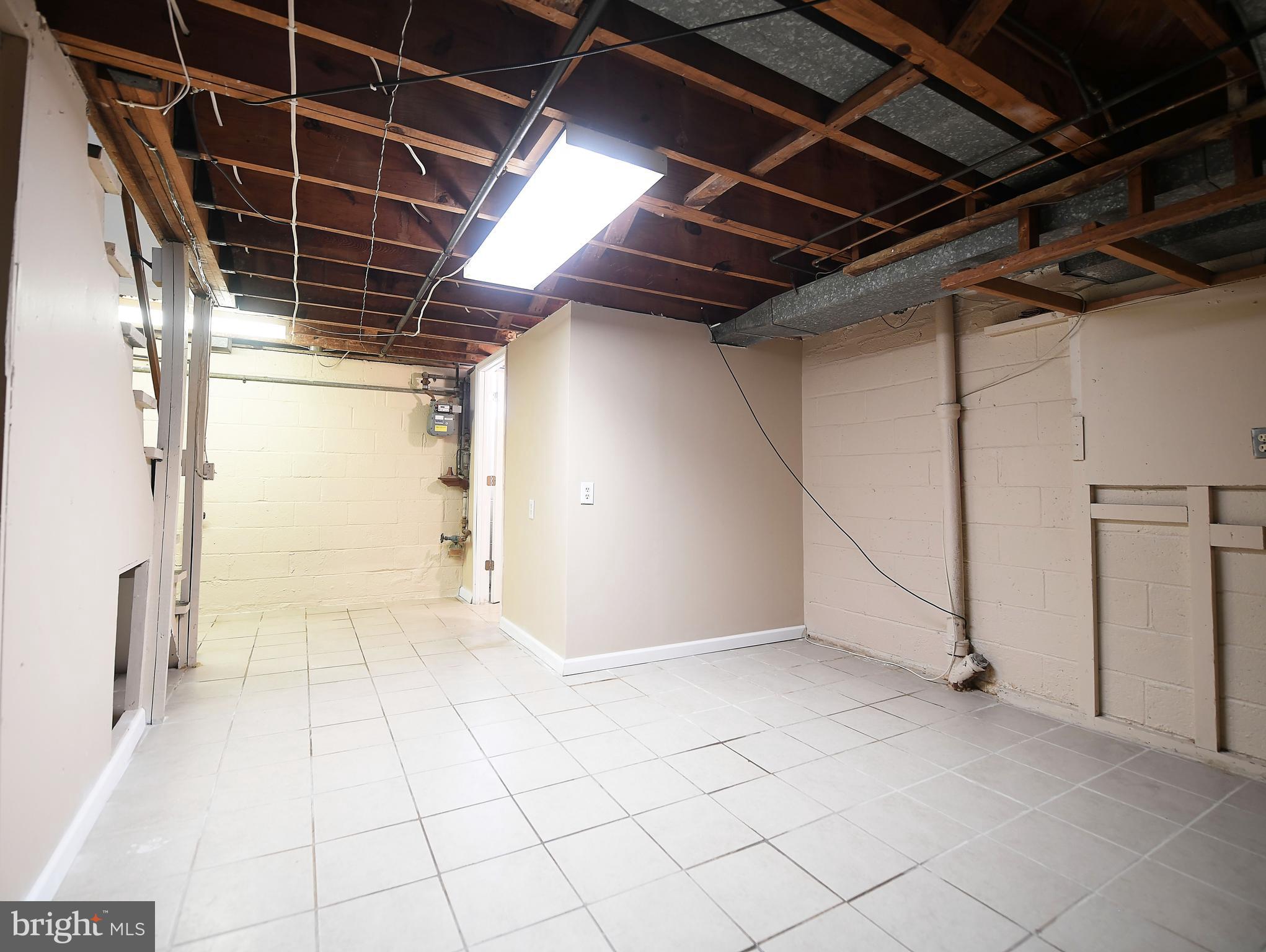 NORTH POINT VILLAGE - Residential