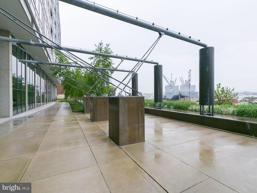 LOCUST POINT - Residential