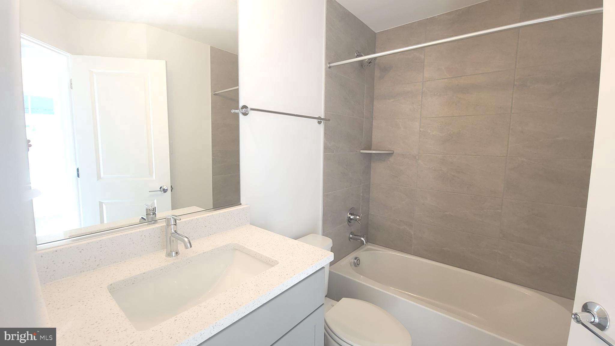 THE GROVE - Residential Lease