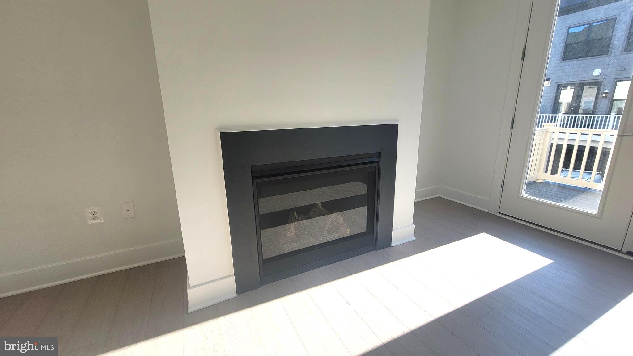 THE GROVE - Residential Lease