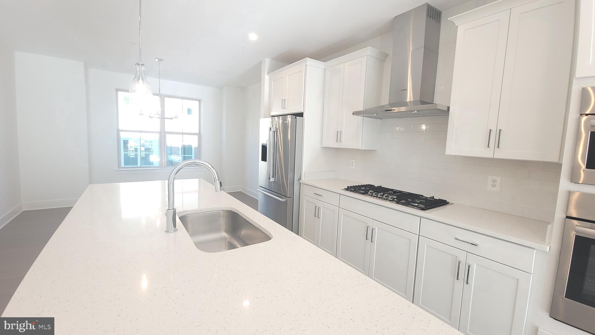 THE GROVE - Residential Lease