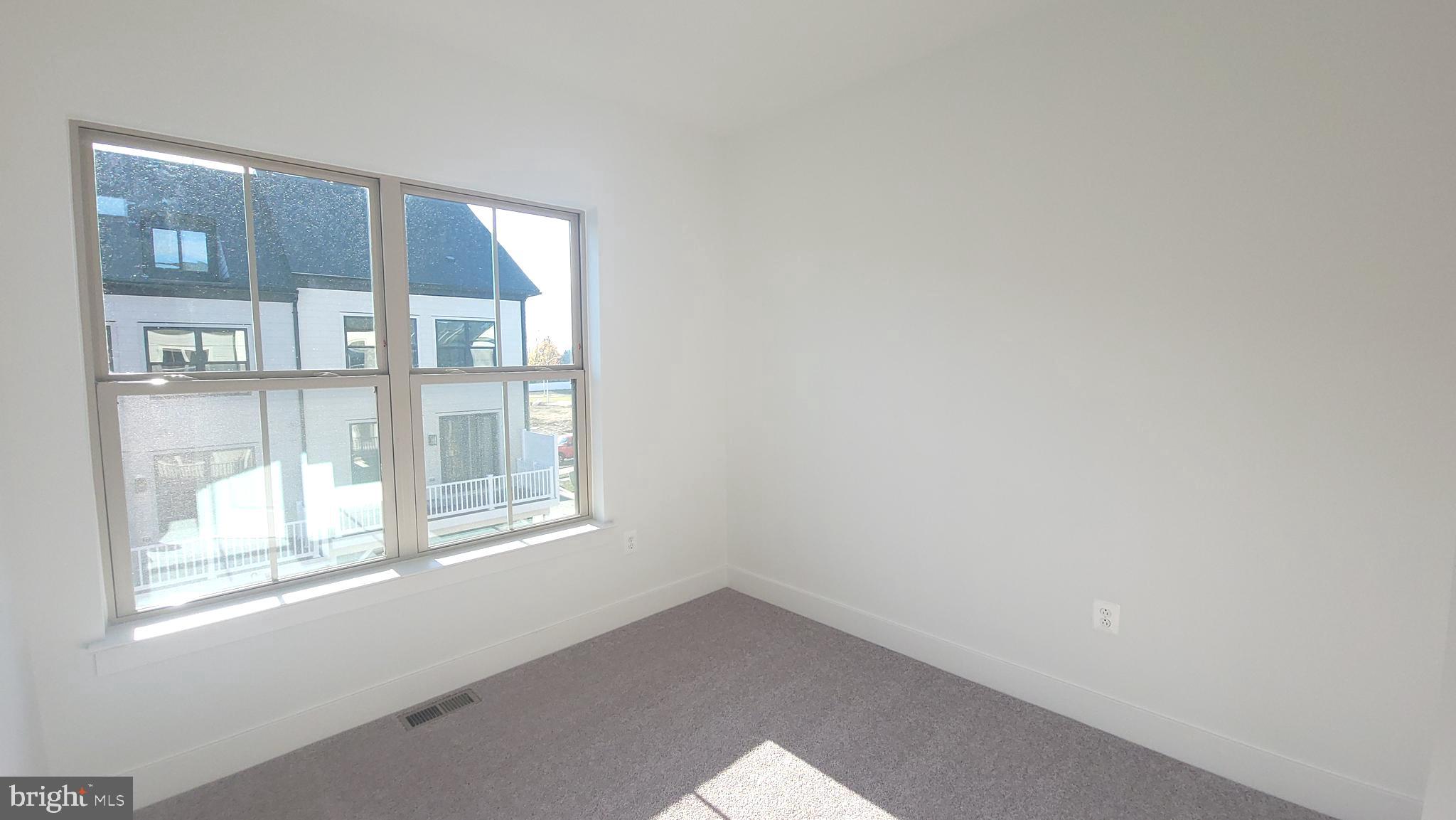 THE GROVE - Residential Lease