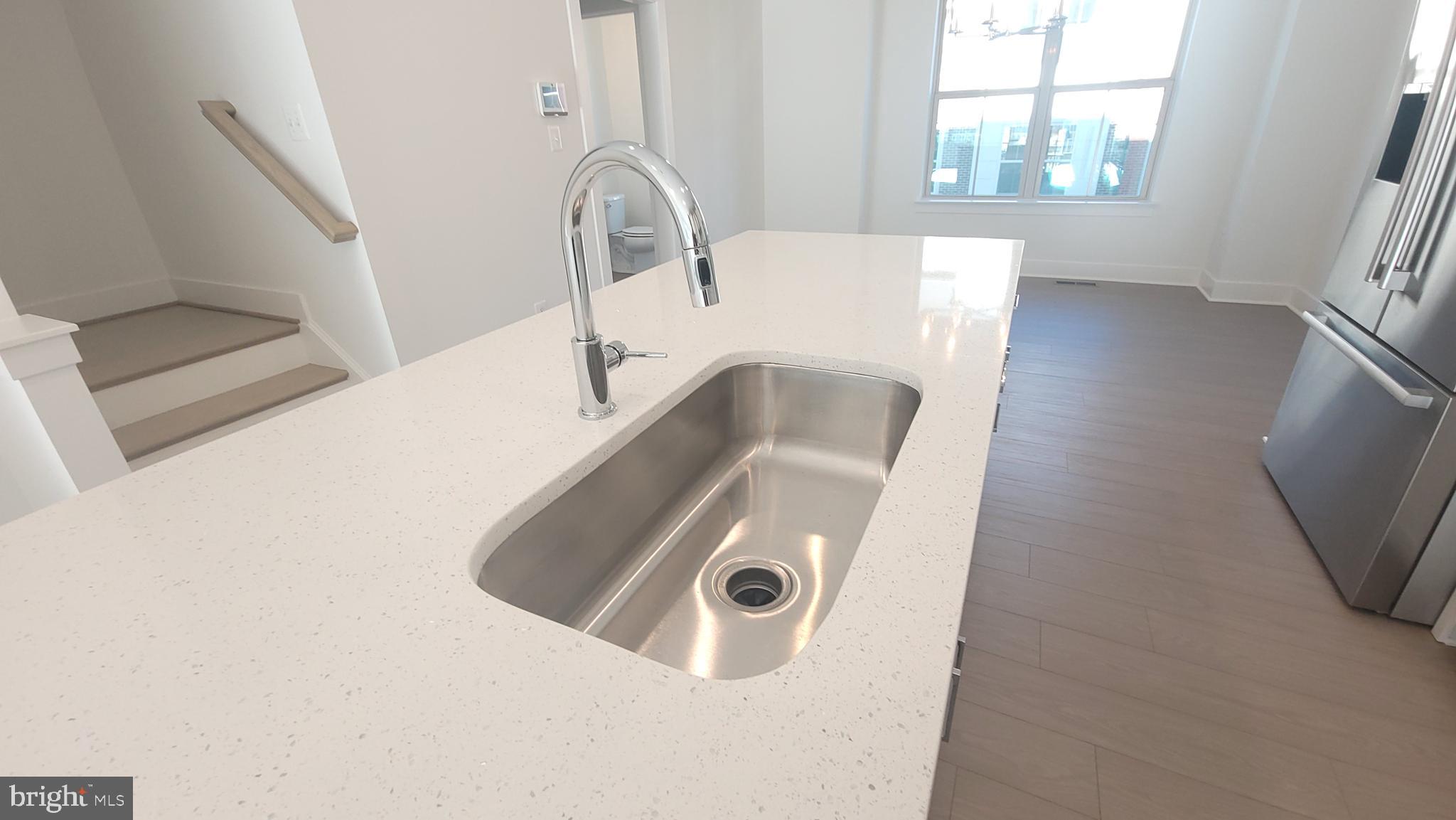 THE GROVE - Residential Lease