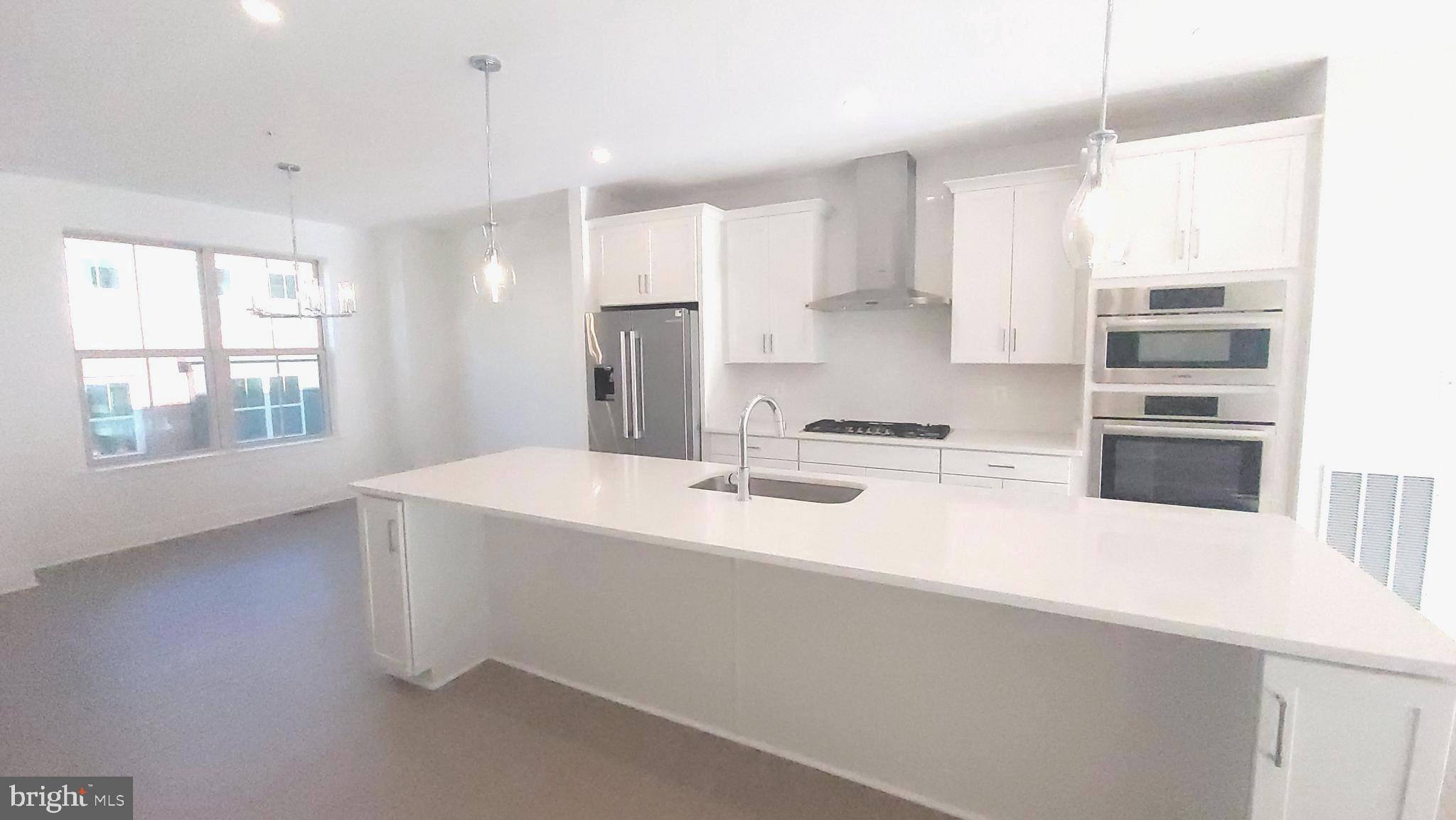 THE GROVE - Residential Lease