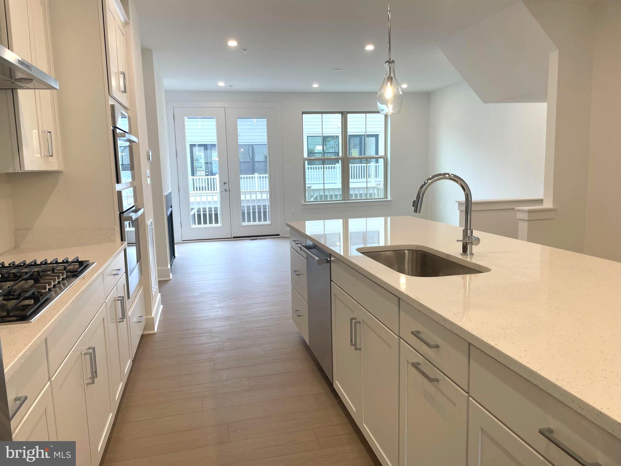 THE GROVE - Residential Lease