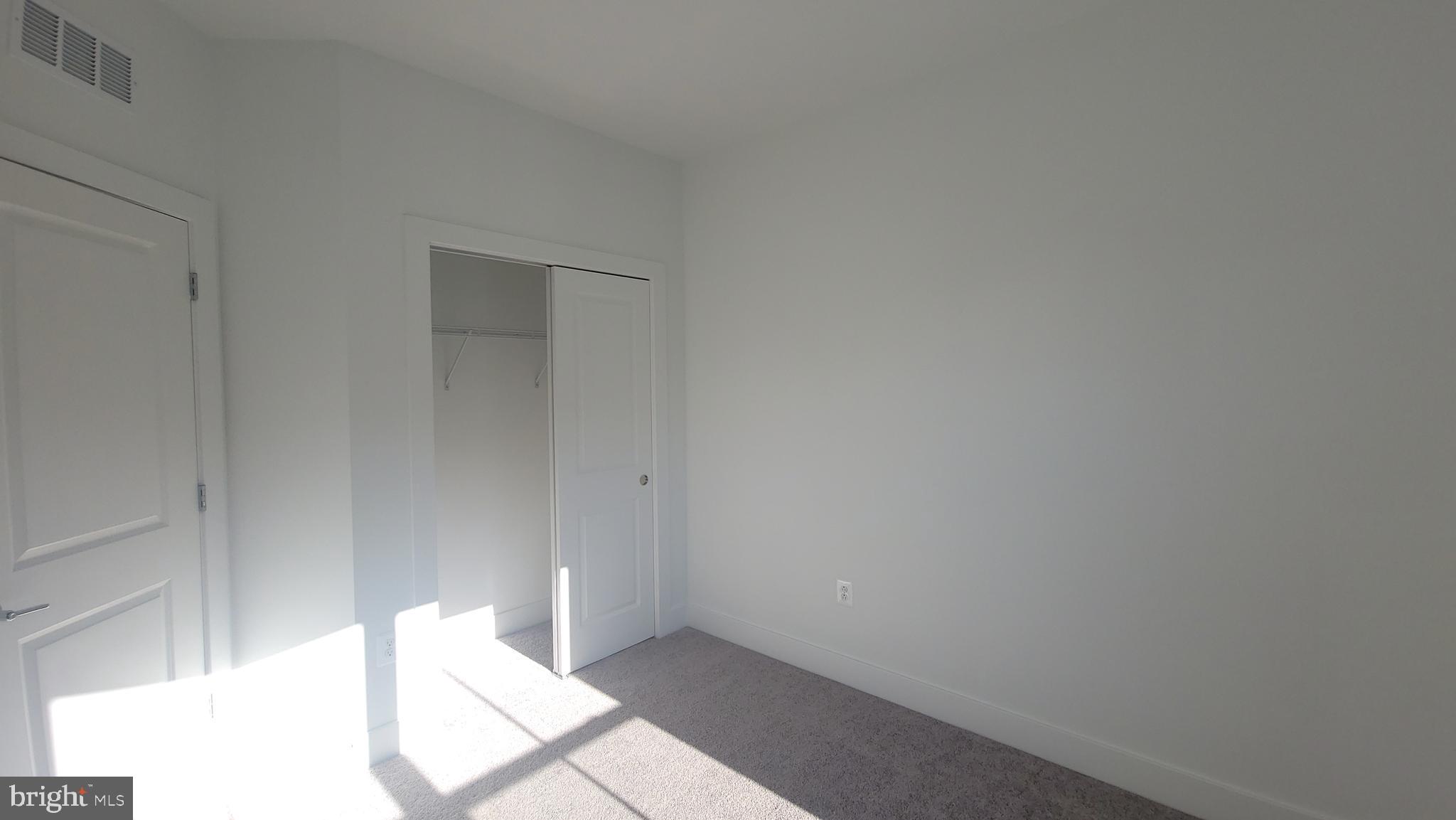 THE GROVE - Residential Lease