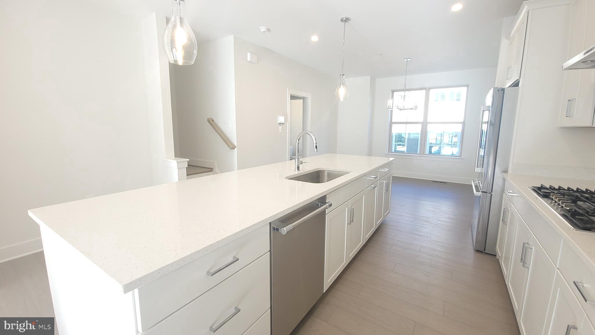 THE GROVE - Residential Lease