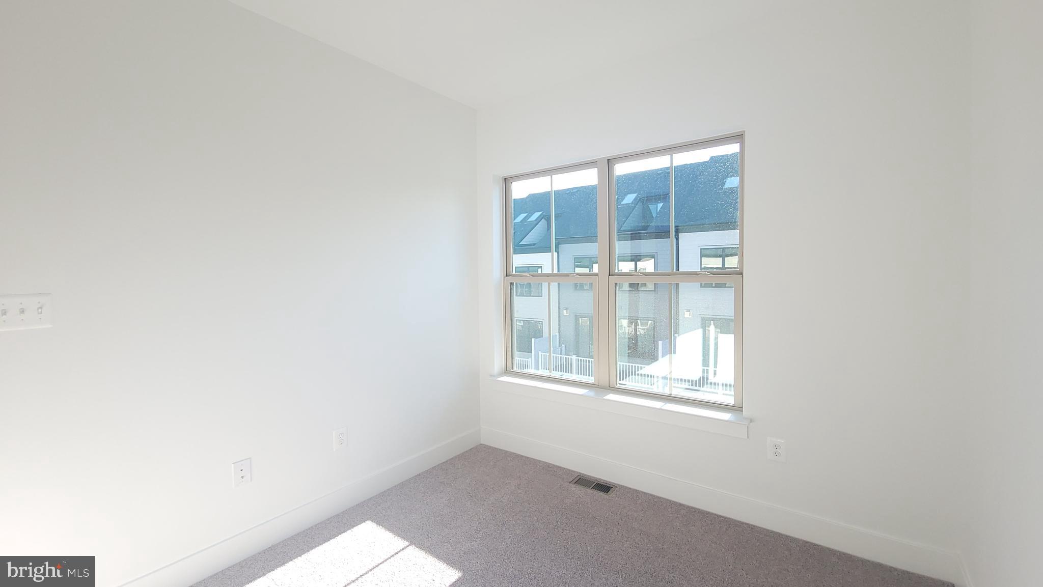 THE GROVE - Residential Lease