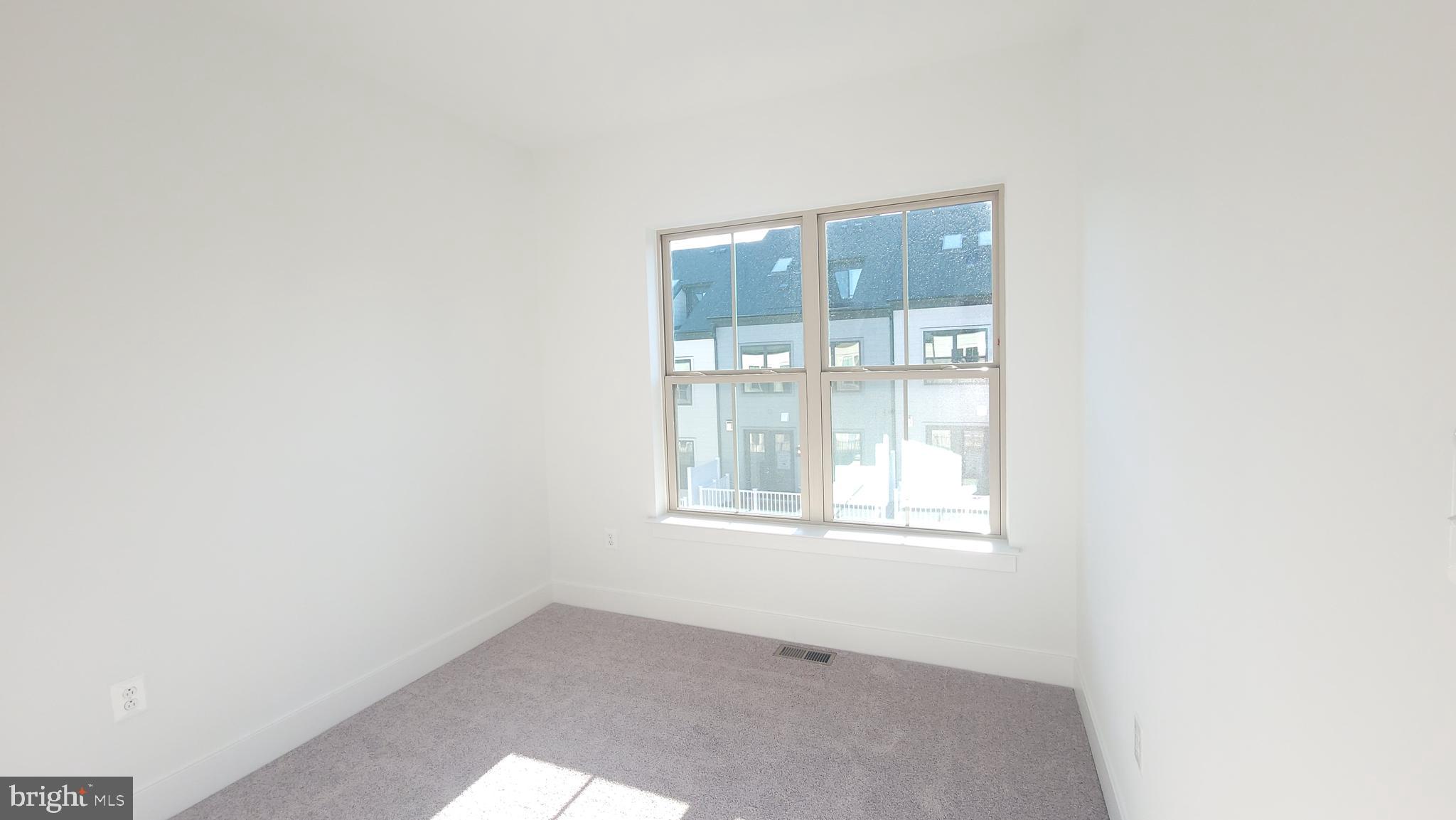 THE GROVE - Residential Lease