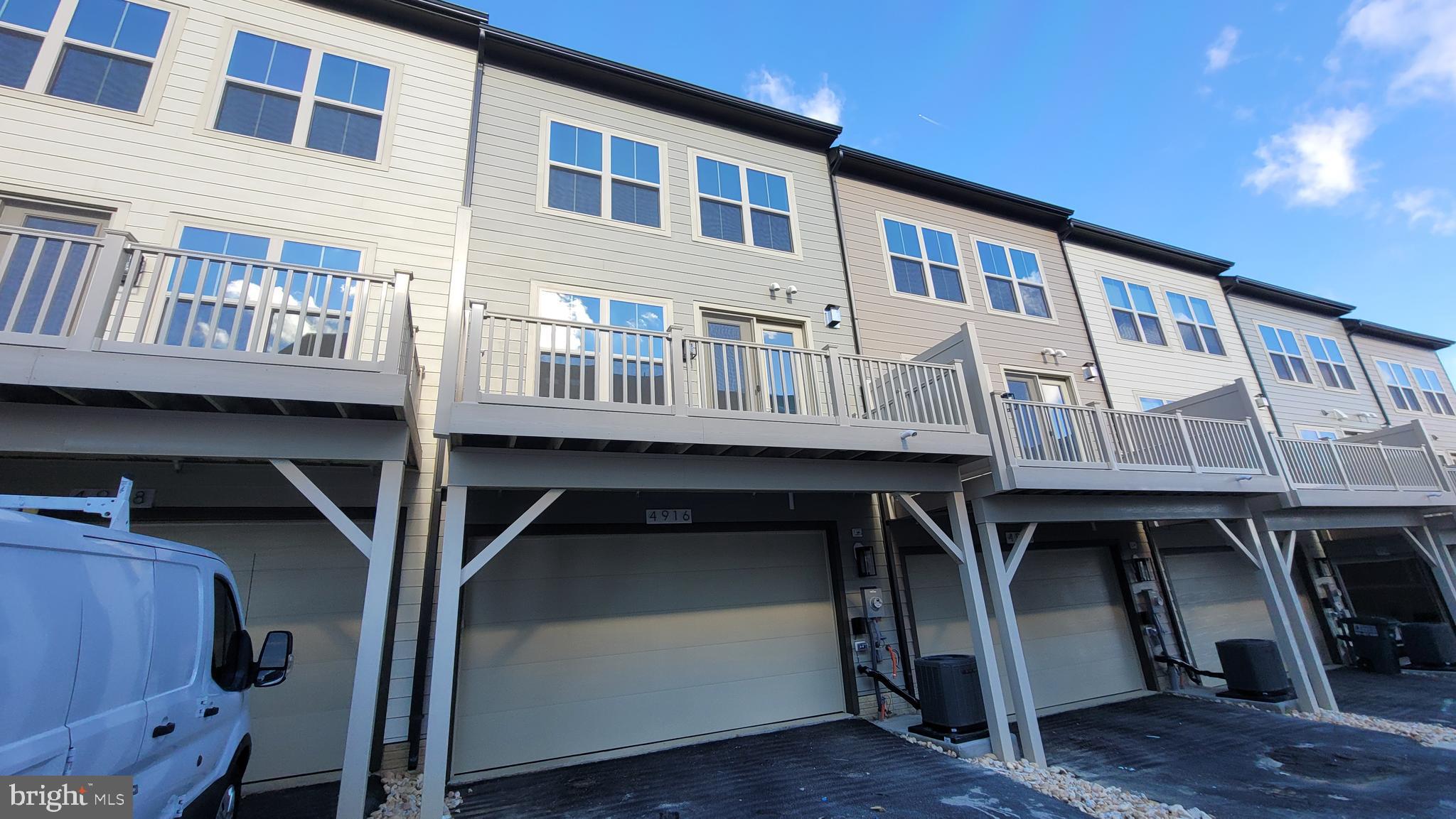 THE GROVE - Residential Lease