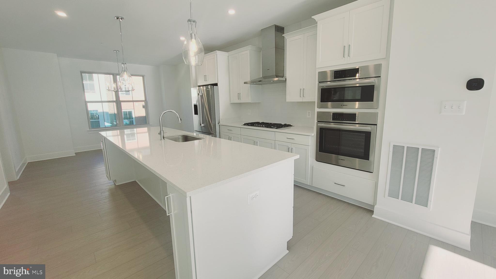 THE GROVE - Residential Lease