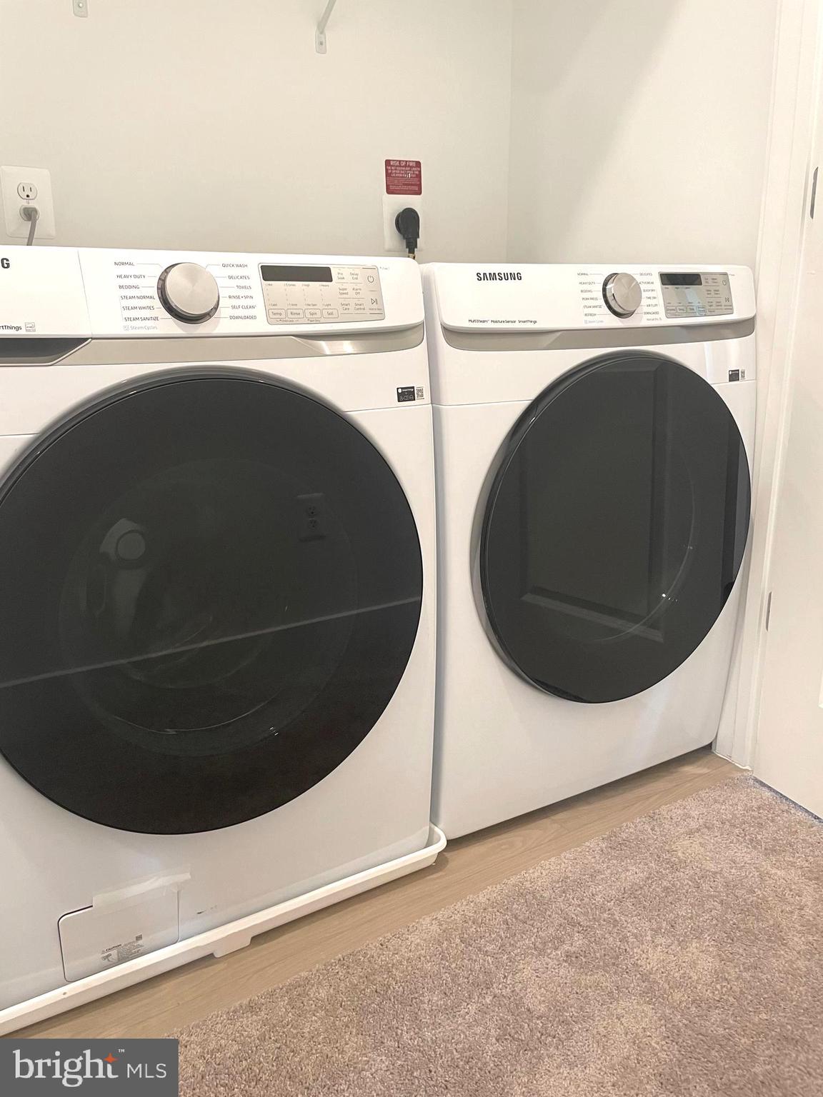 THE GROVE - Residential Lease