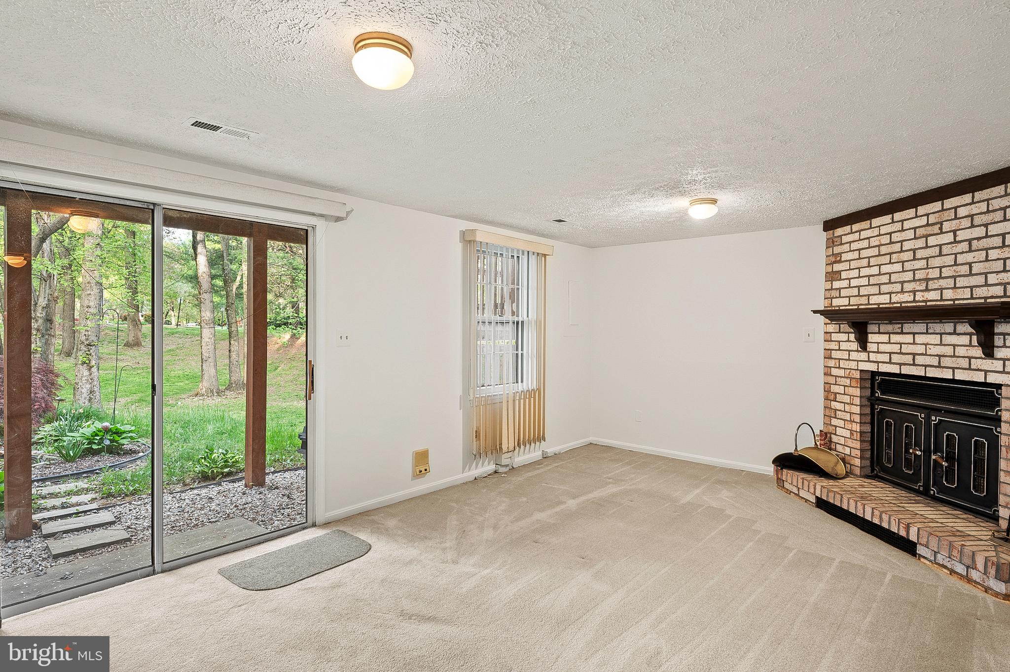 TANGLEWOOD - Residential