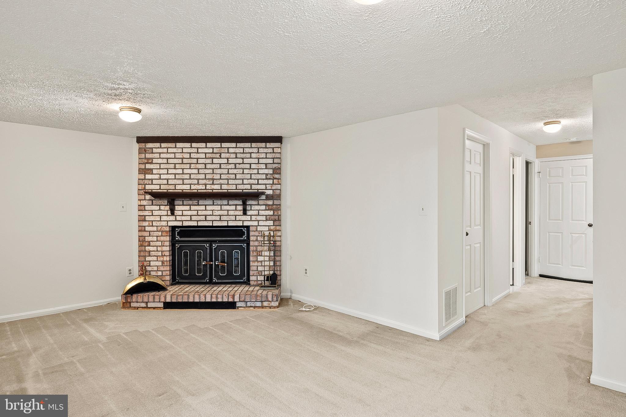 TANGLEWOOD - Residential