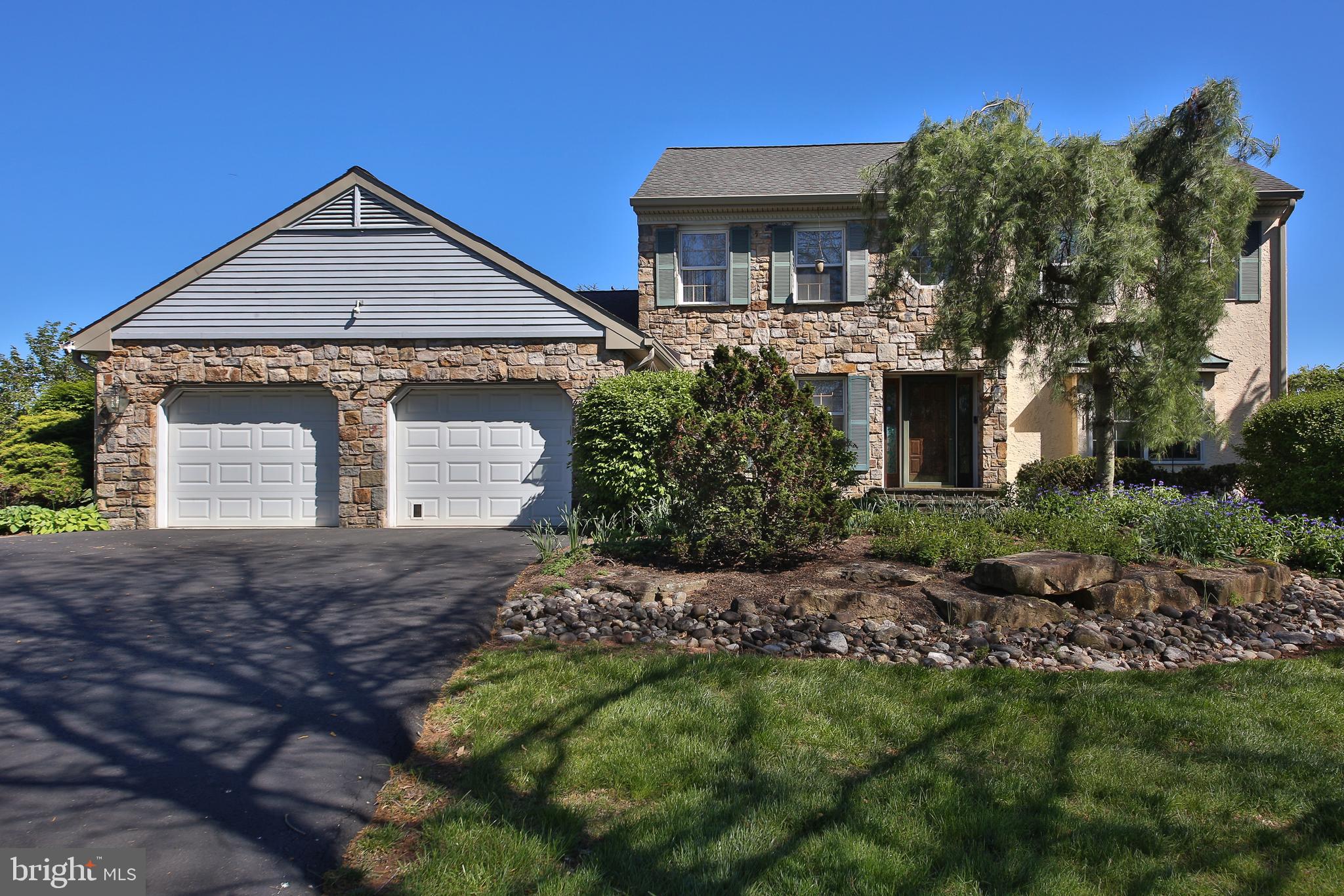 HILLTOWN - Residential