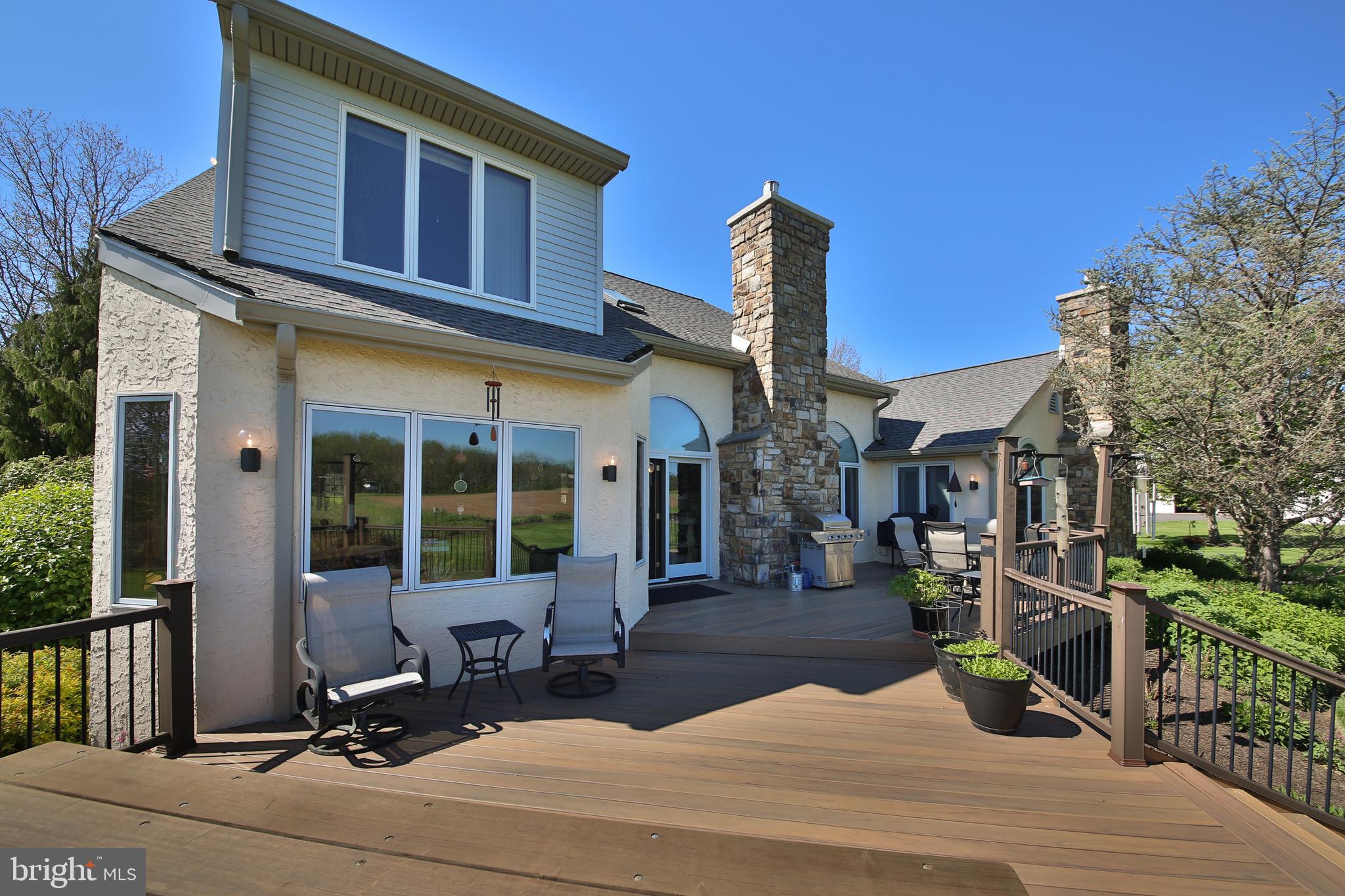 HILLTOWN - Residential