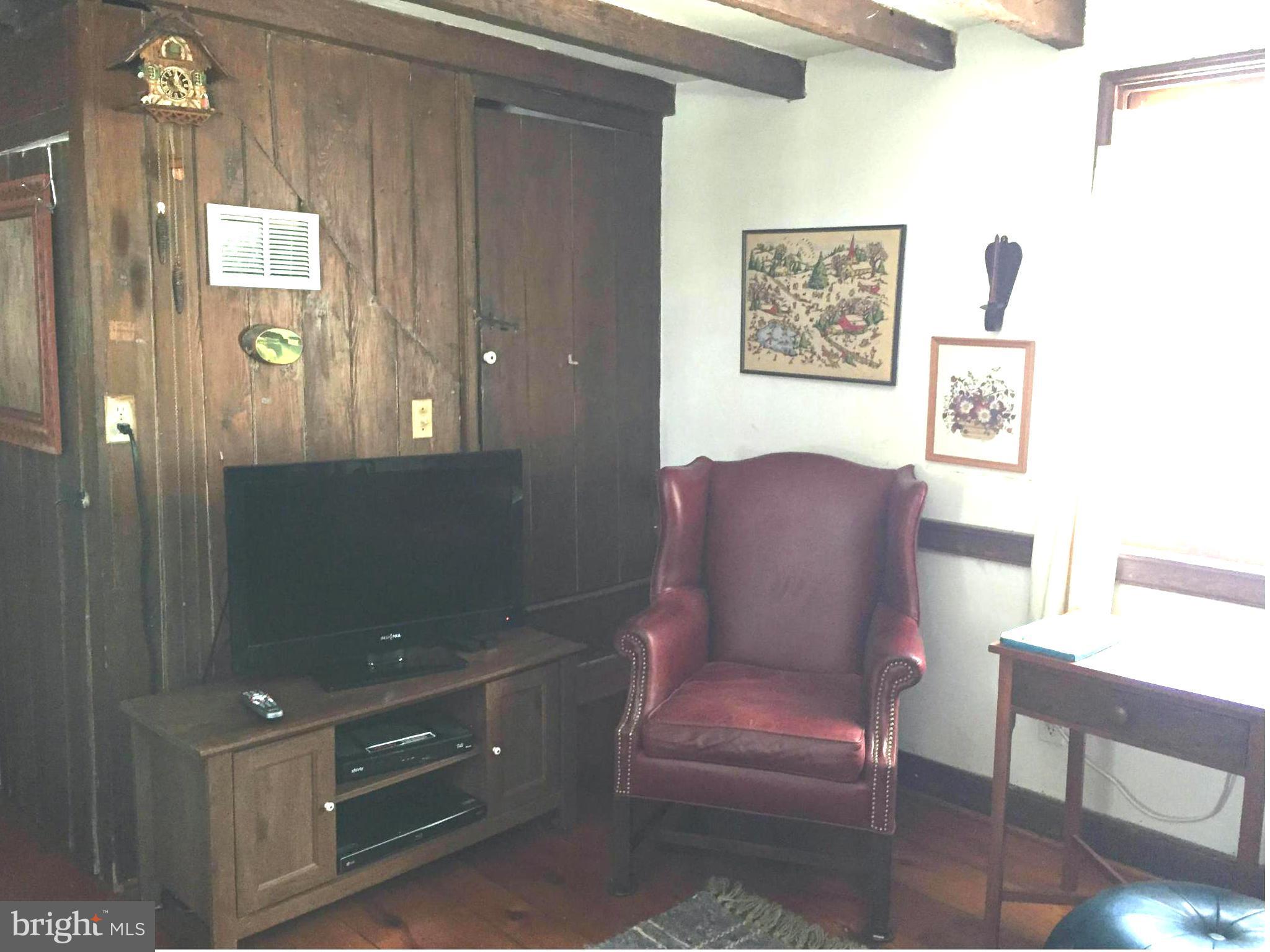 UNIONTOWN - Residential