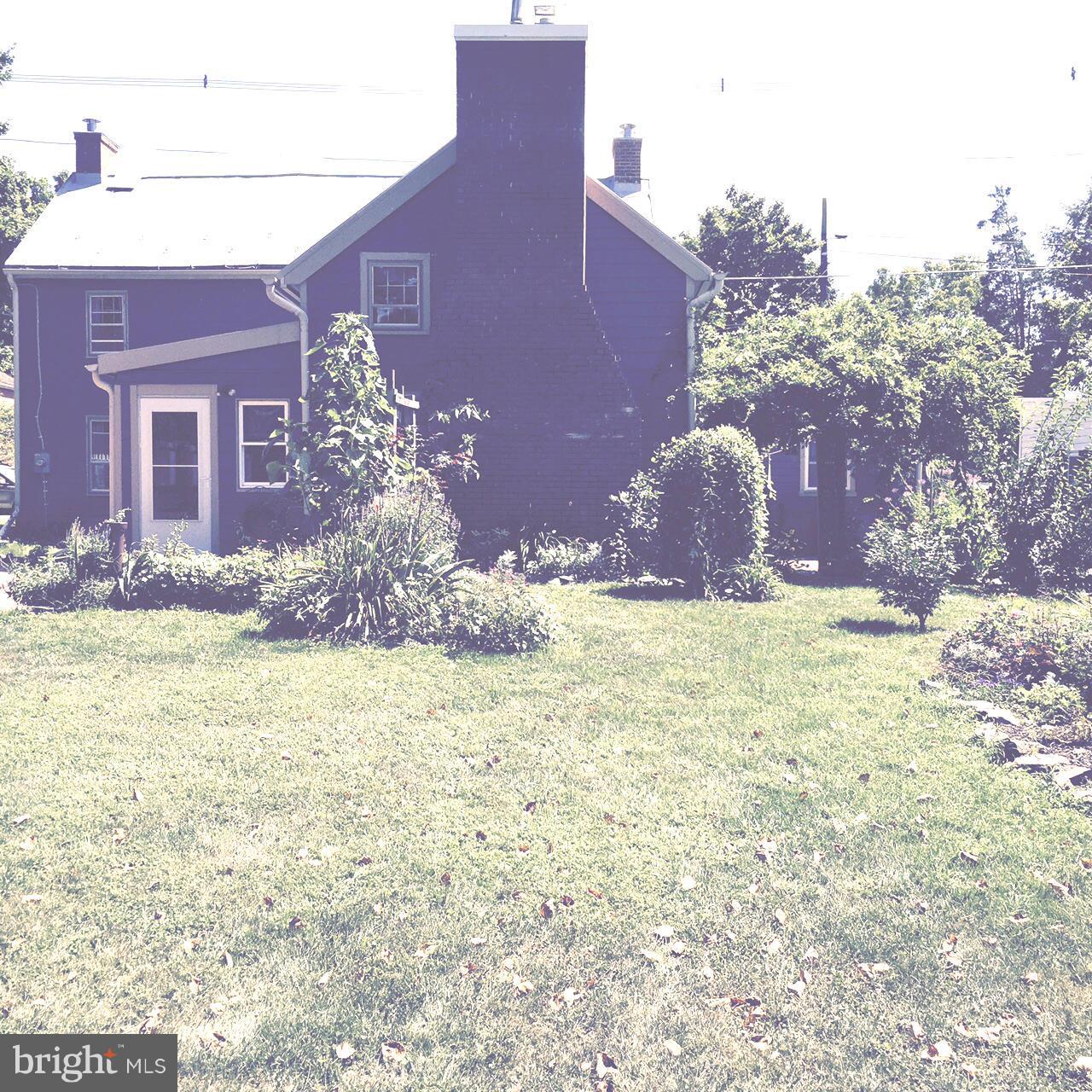 UNIONTOWN - Residential