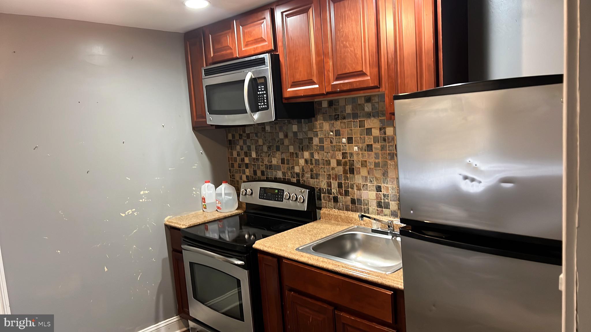 PENN NORTH - Commercial Sale