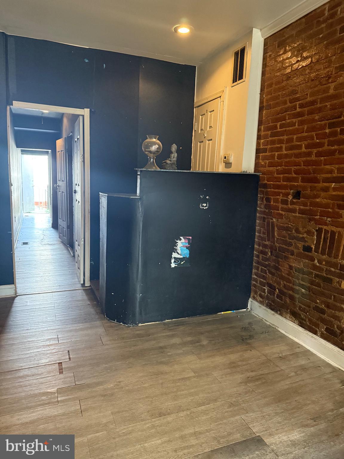 PENN NORTH - Commercial Sale