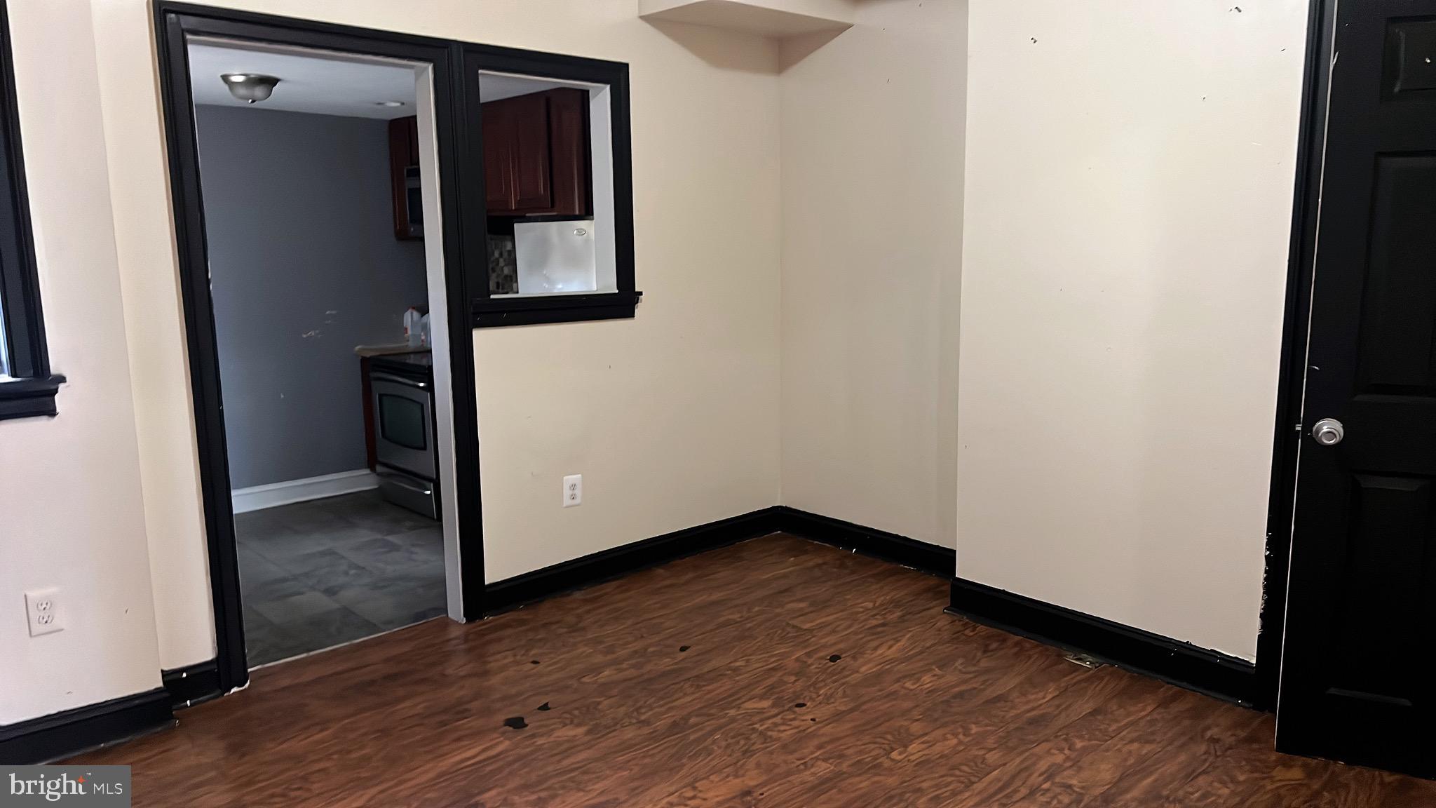 PENN NORTH - Commercial Sale