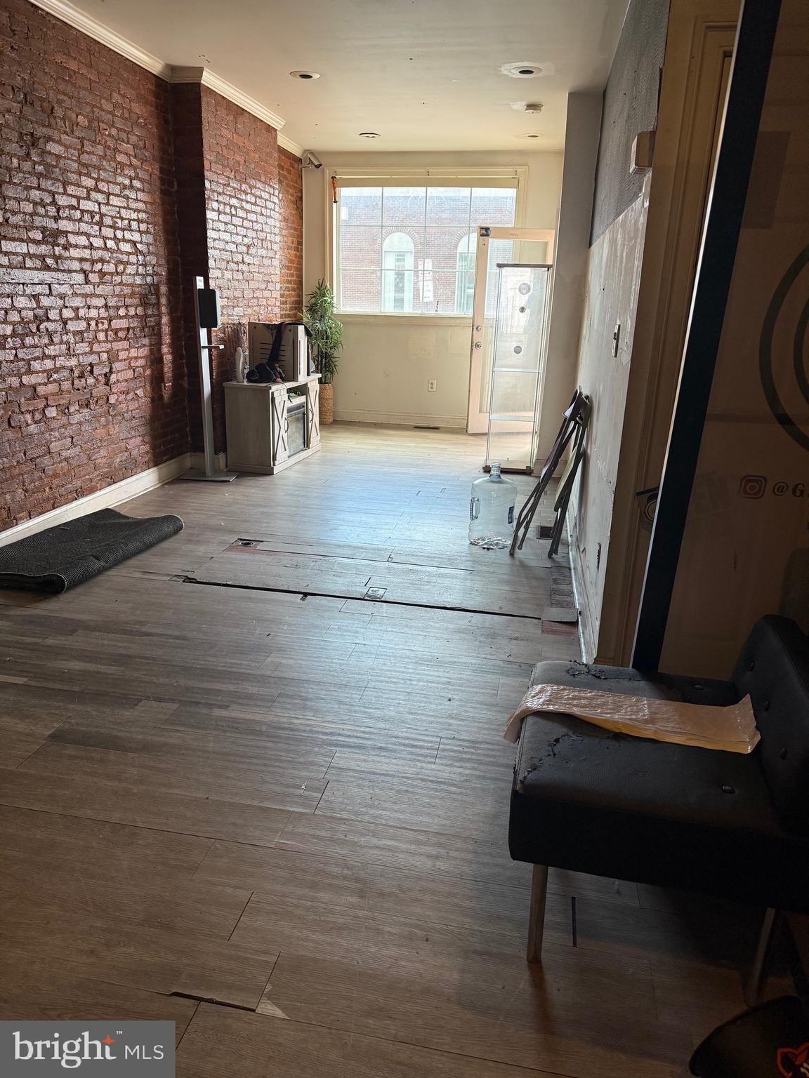 PENN NORTH - Commercial Sale