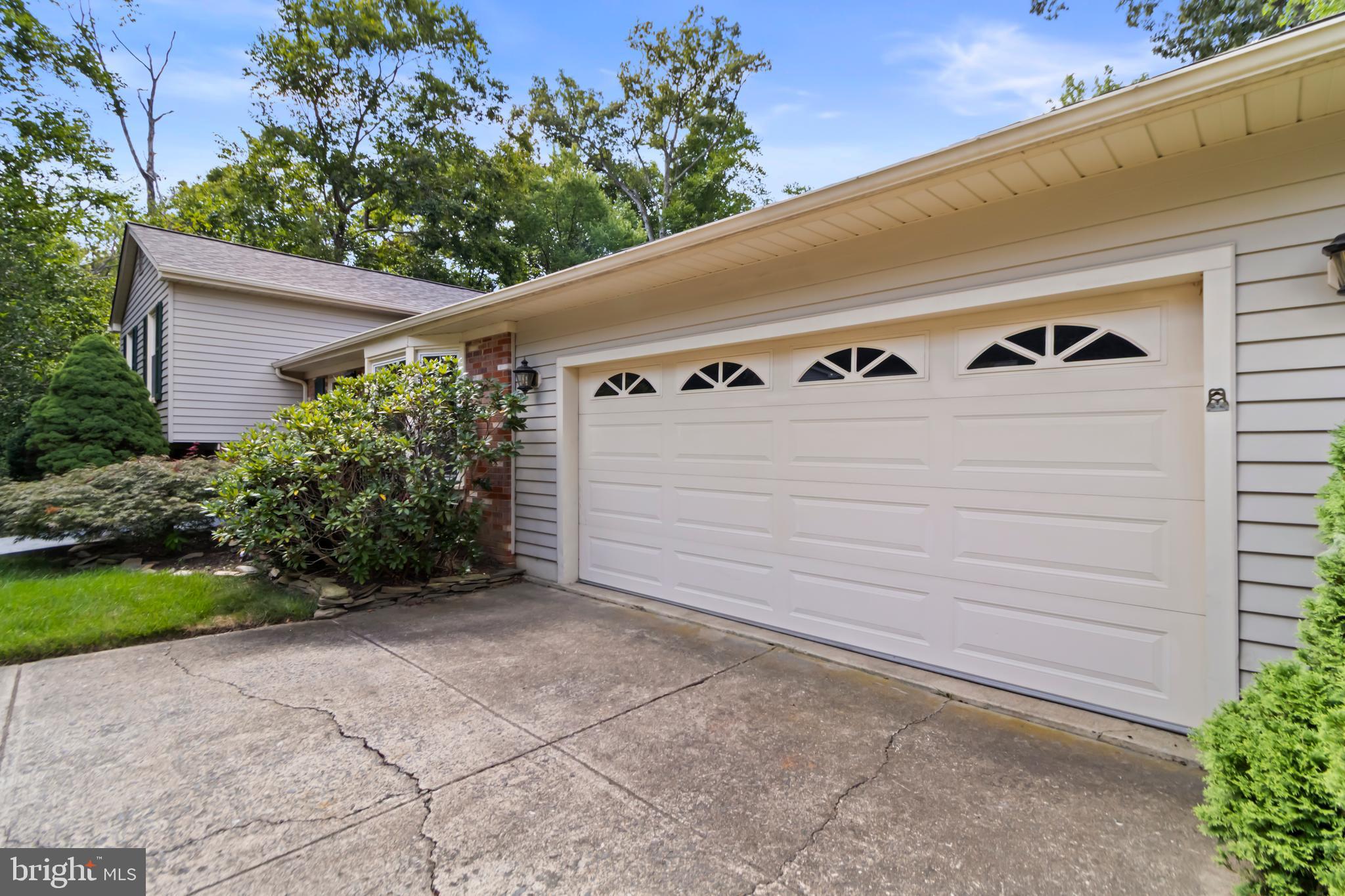 7871 GODOLPHIN DRIVE