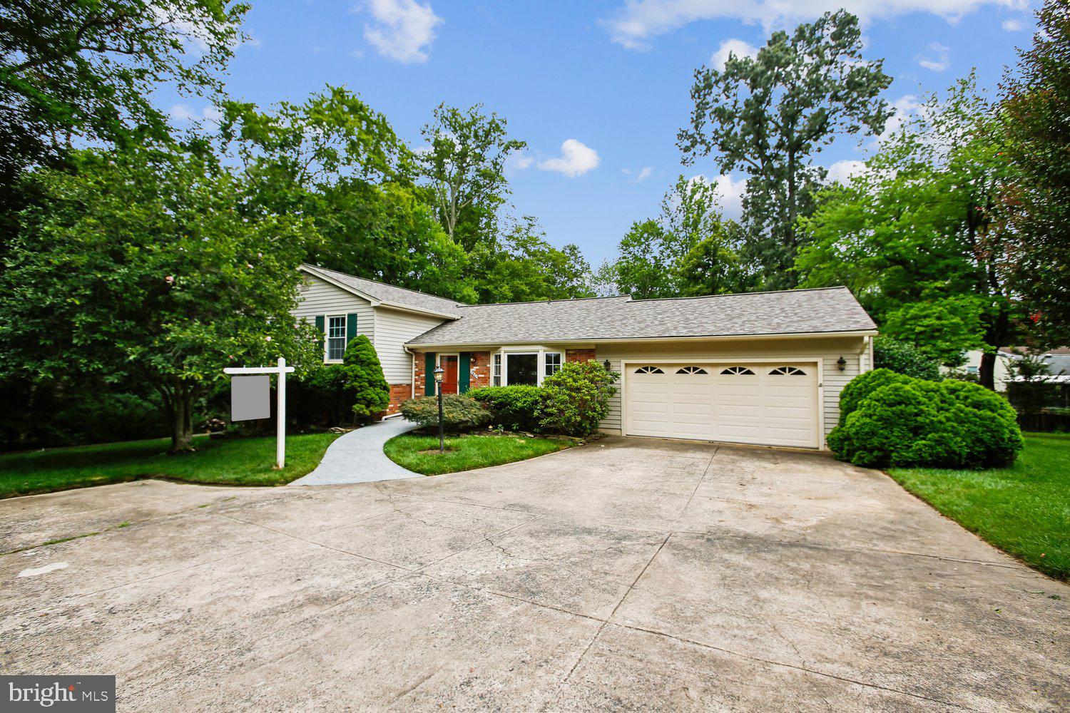 7871 GODOLPHIN DRIVE