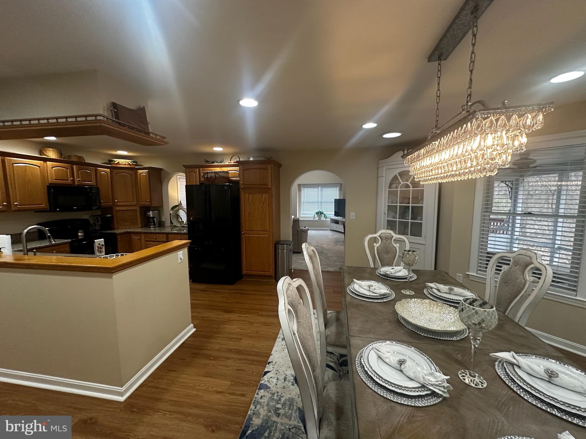 TIMBER VILLA - Residential