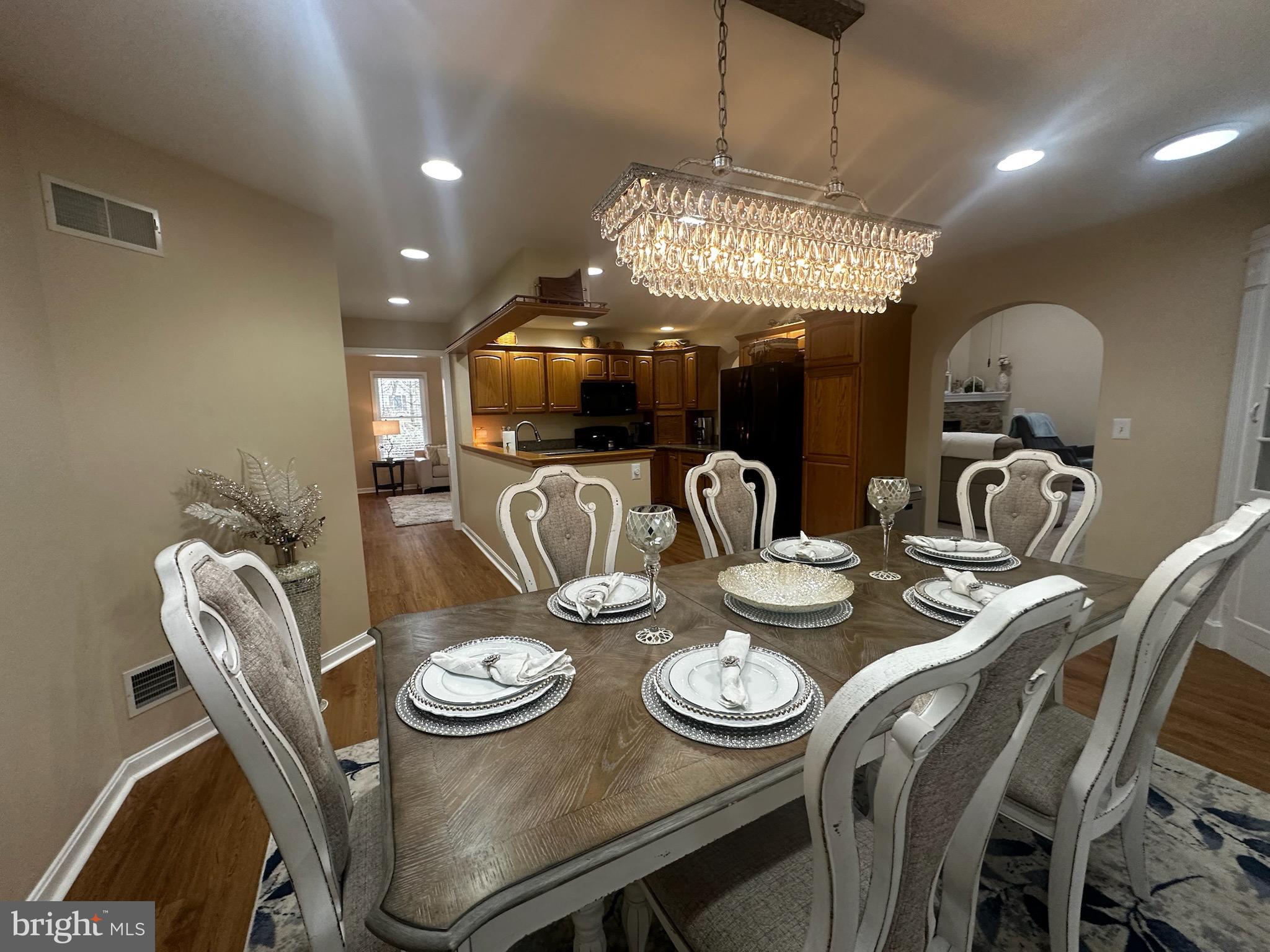 TIMBER VILLA - Residential