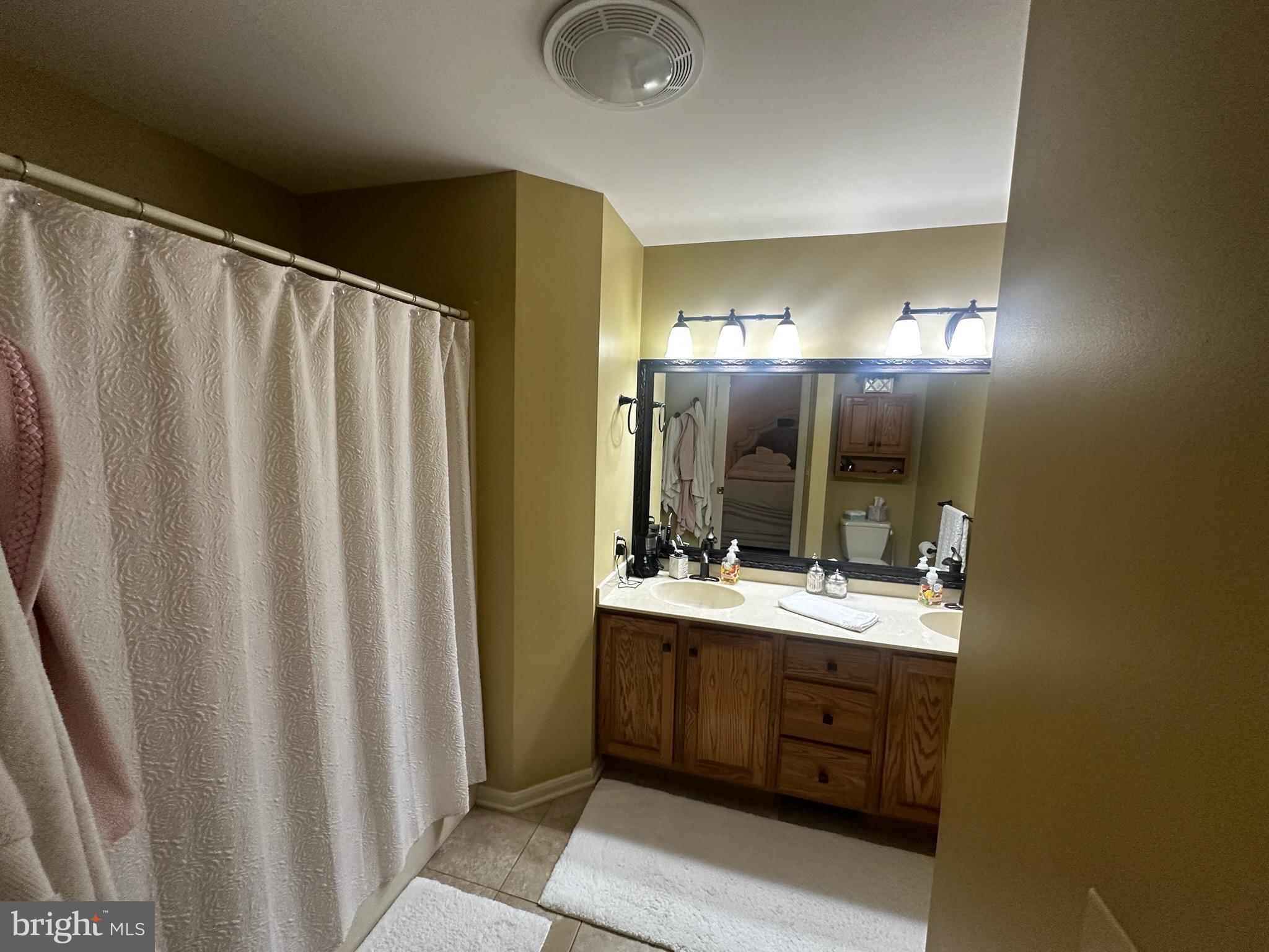 TIMBER VILLA - Residential