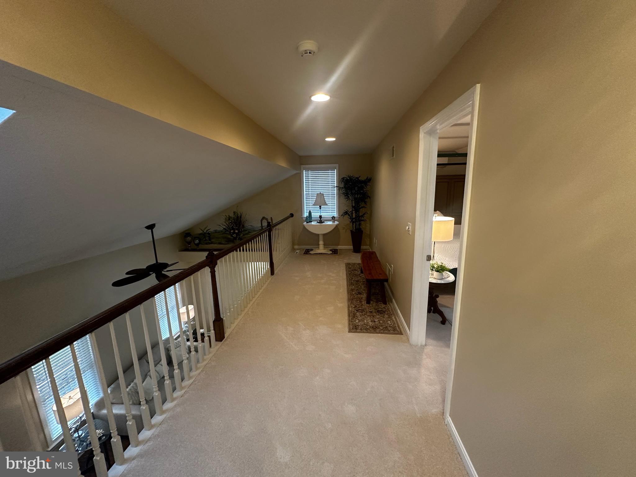 TIMBER VILLA - Residential