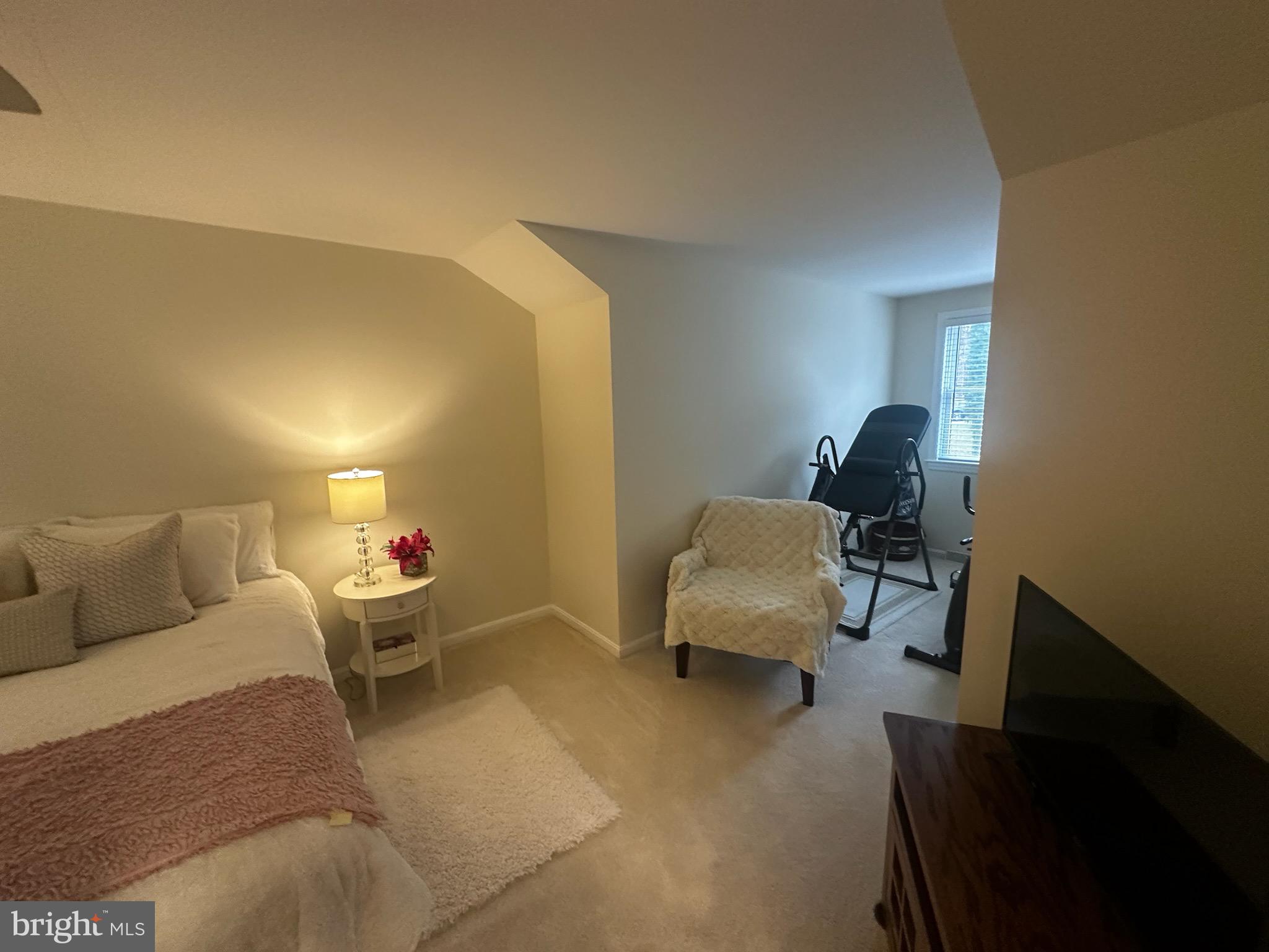 TIMBER VILLA - Residential