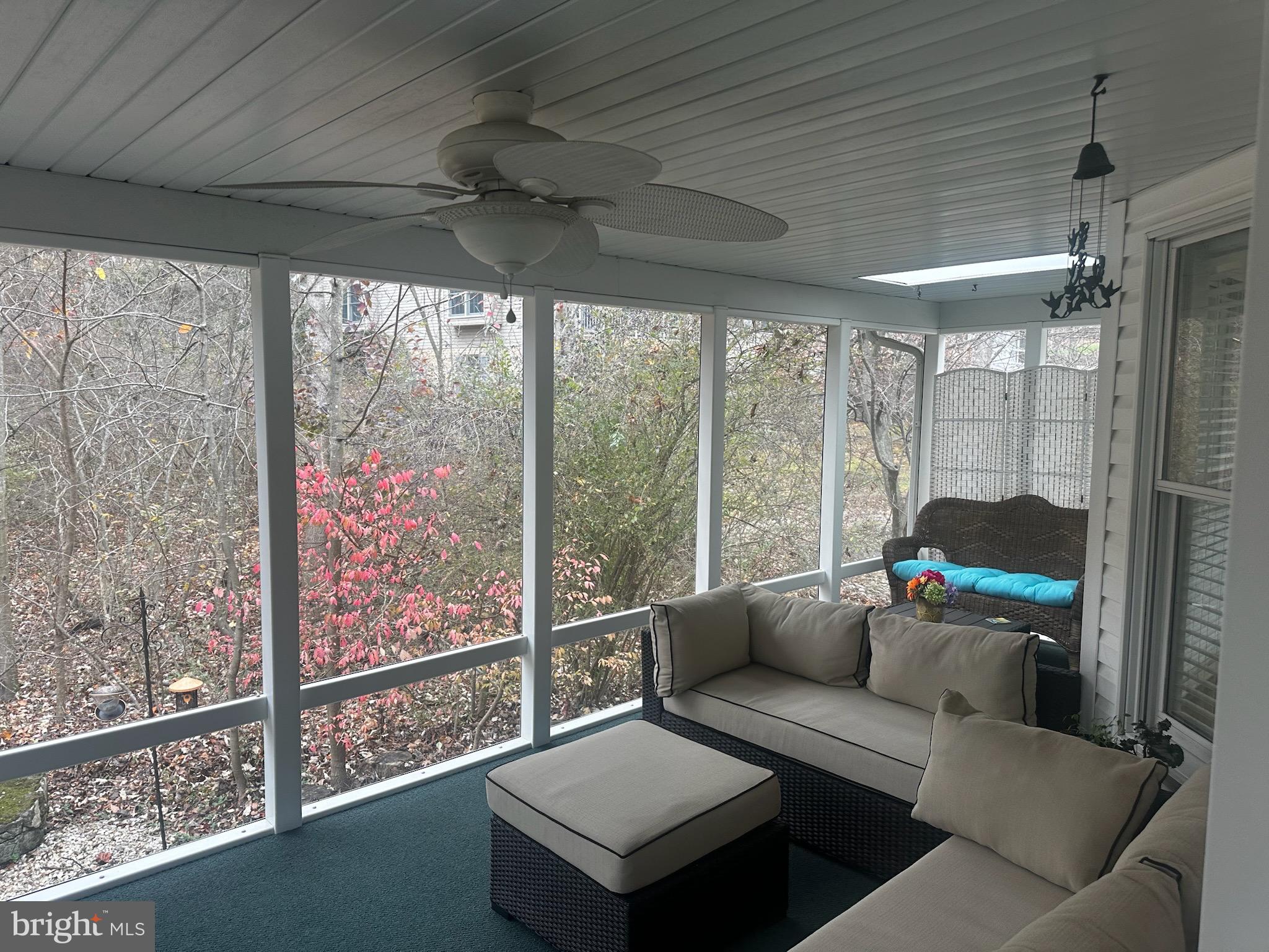 TIMBER VILLA - Residential