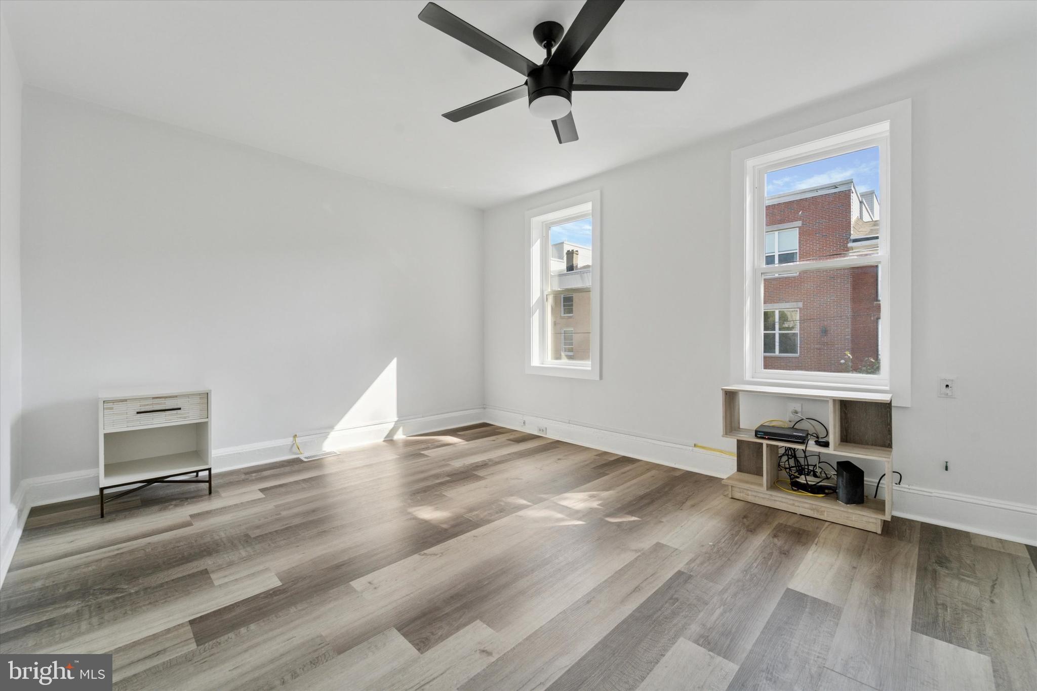 OLDE KENSINGTON - Residential