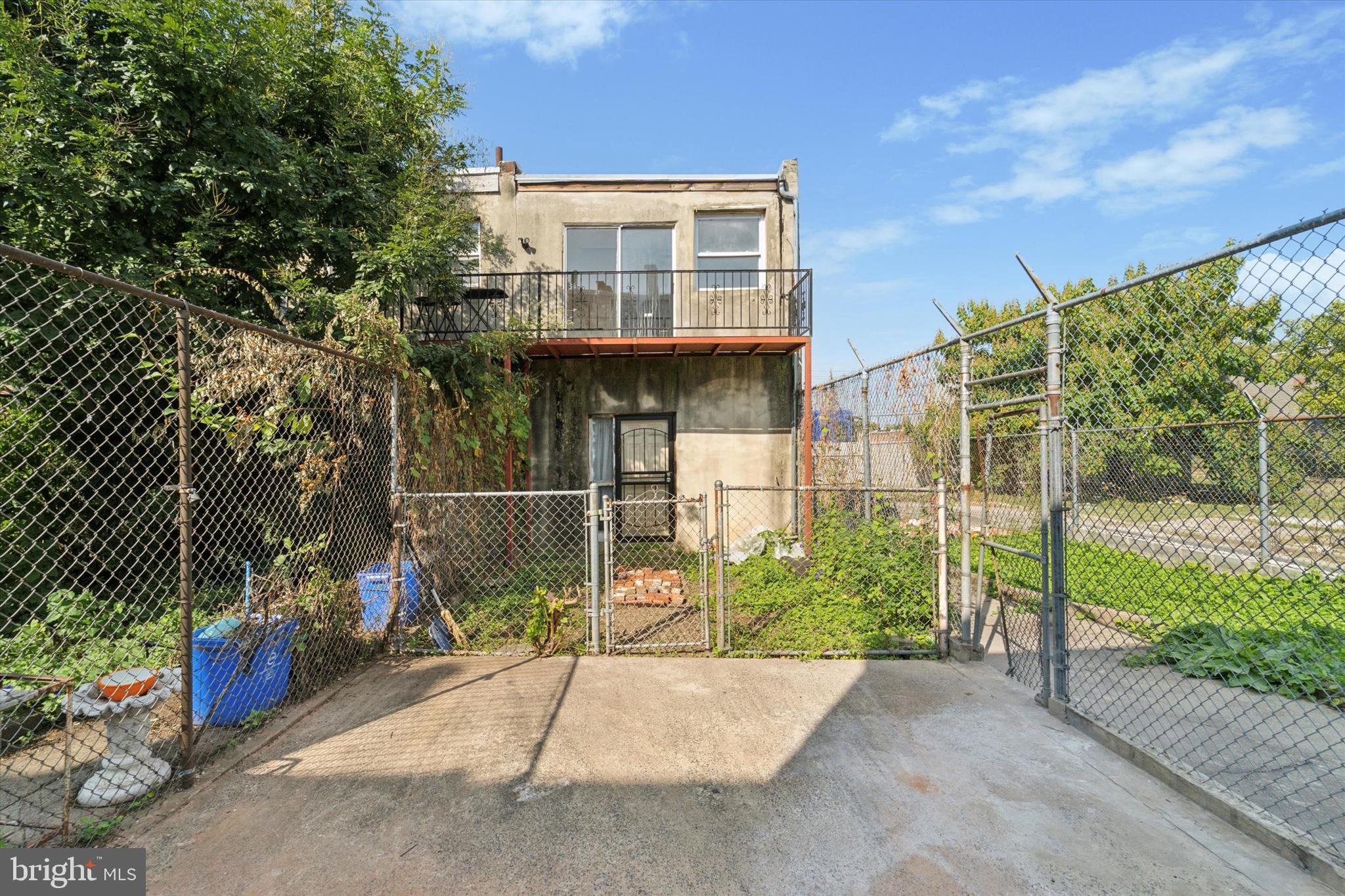 OLDE KENSINGTON - Residential