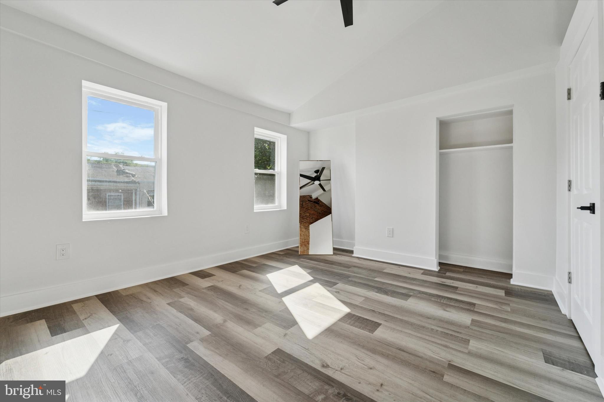 OLDE KENSINGTON - Residential