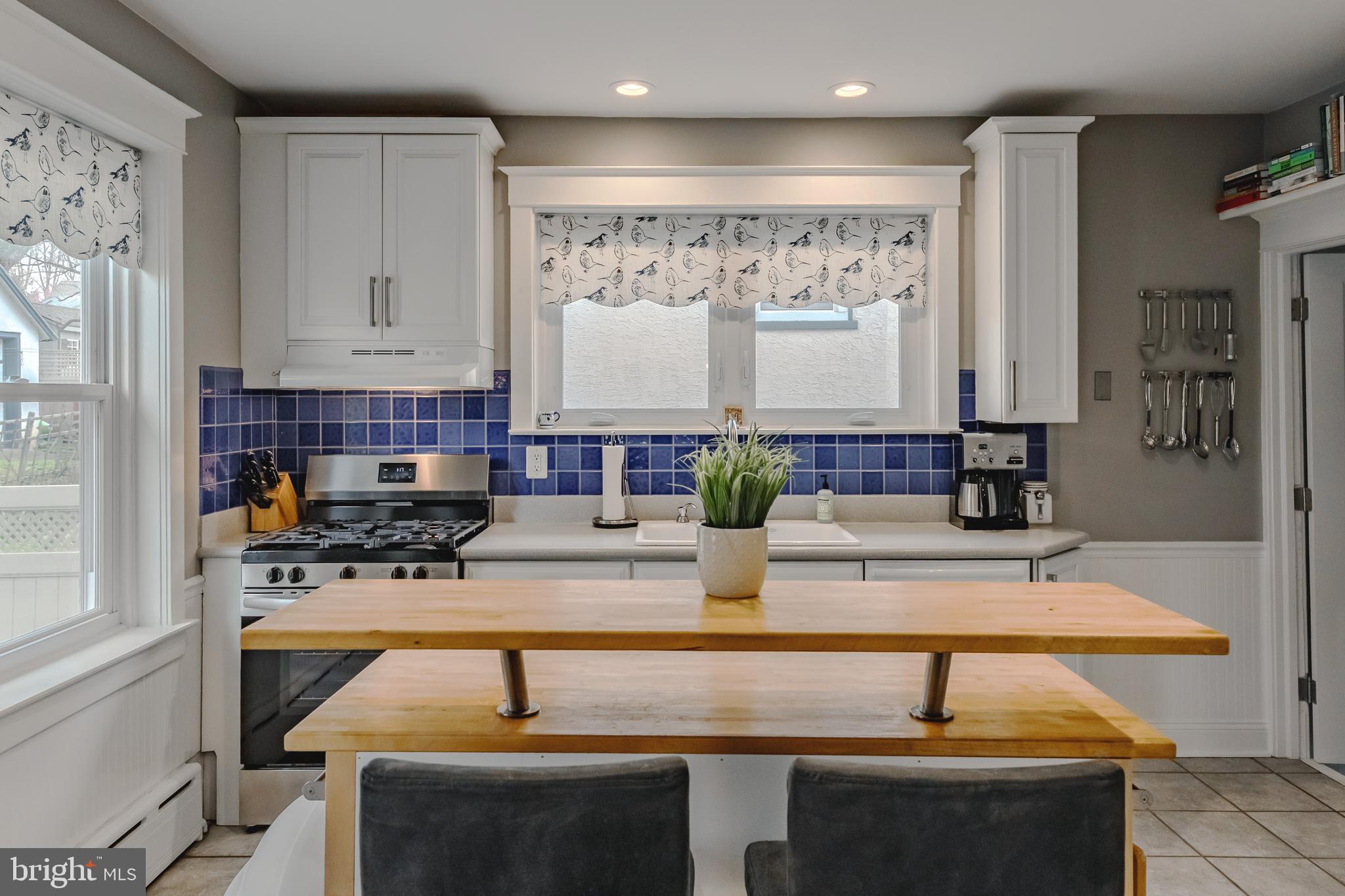 ARDMORE PARK - Residential