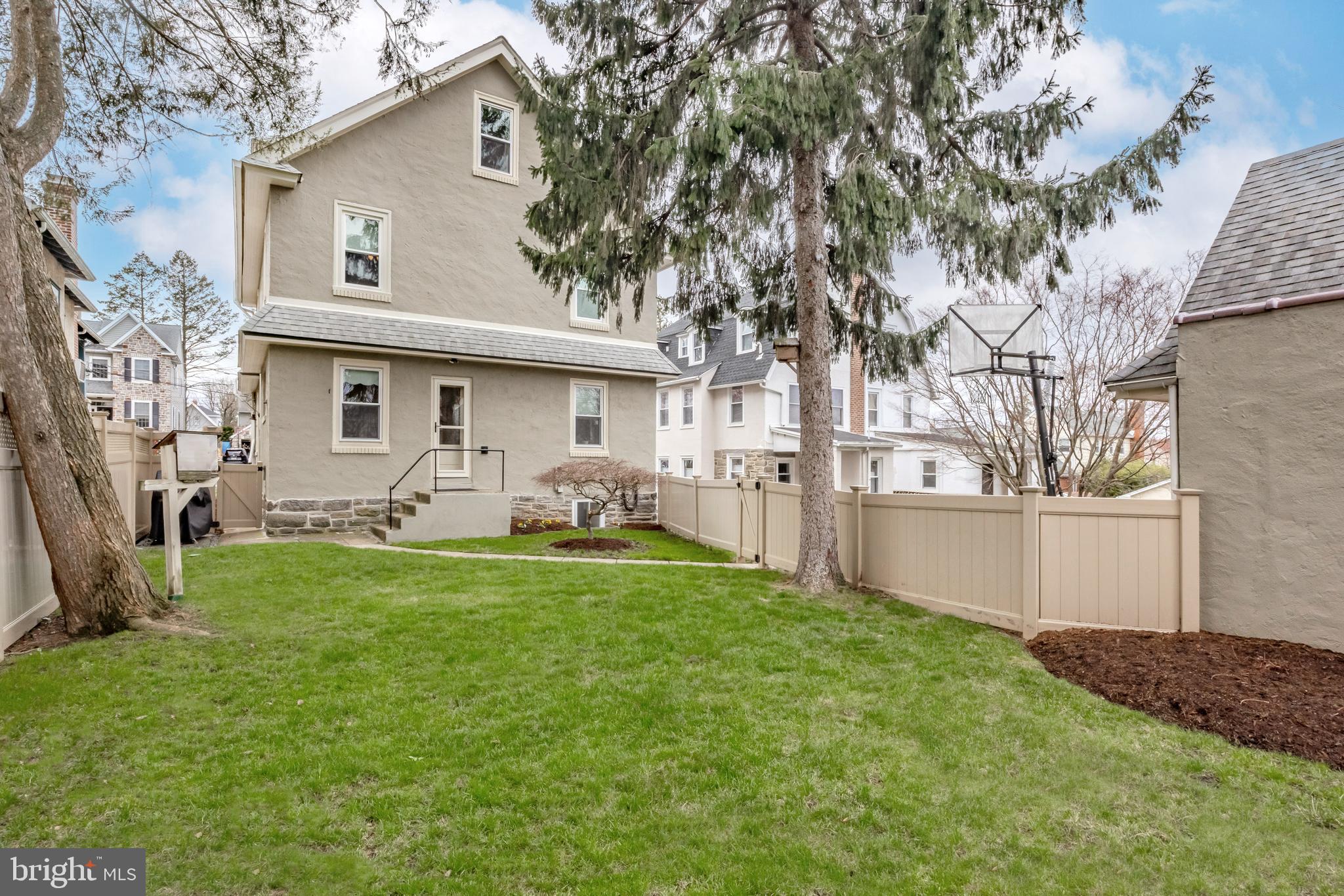 ARDMORE PARK - Residential