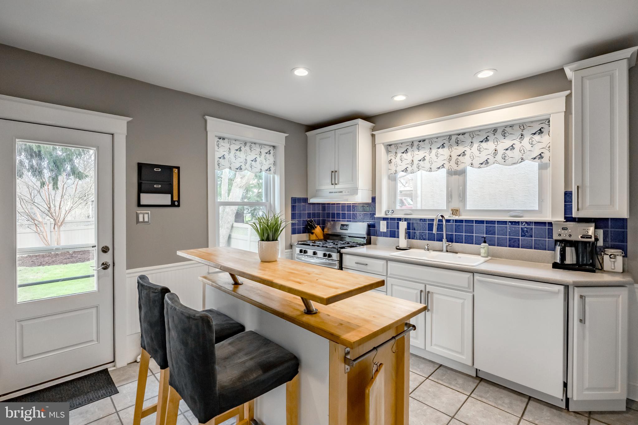 ARDMORE PARK - Residential