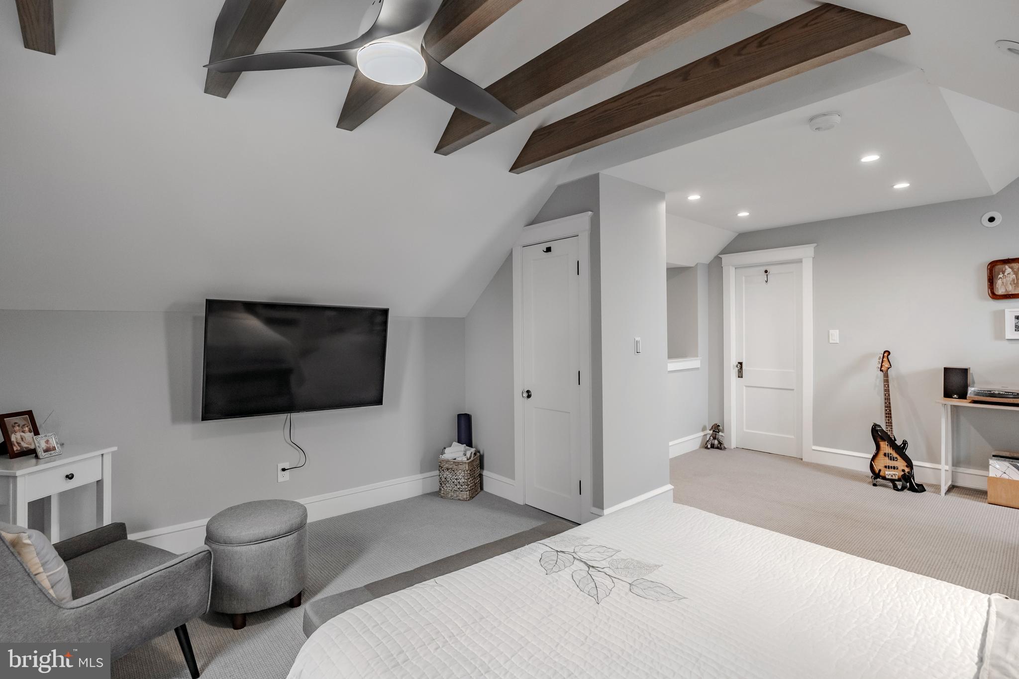 ARDMORE PARK - Residential