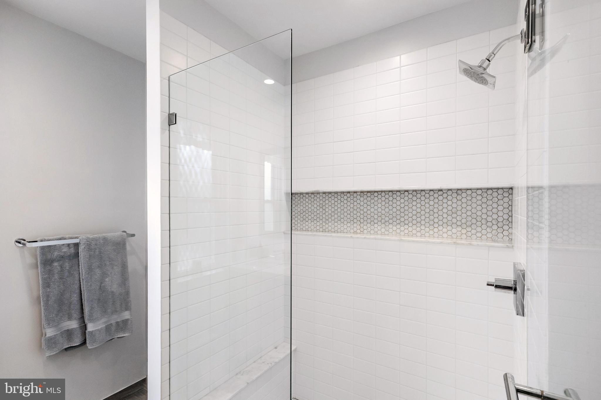 ARDMORE PARK - Residential