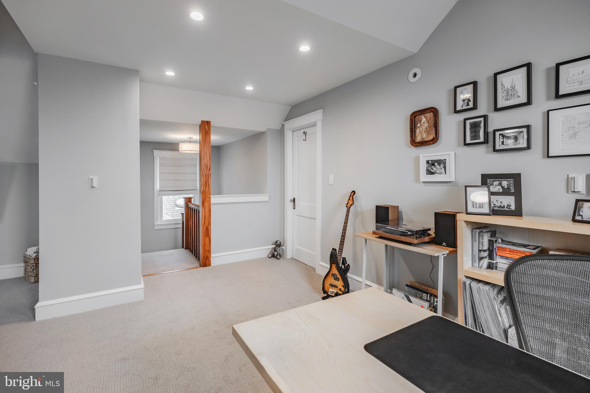 ARDMORE PARK - Residential