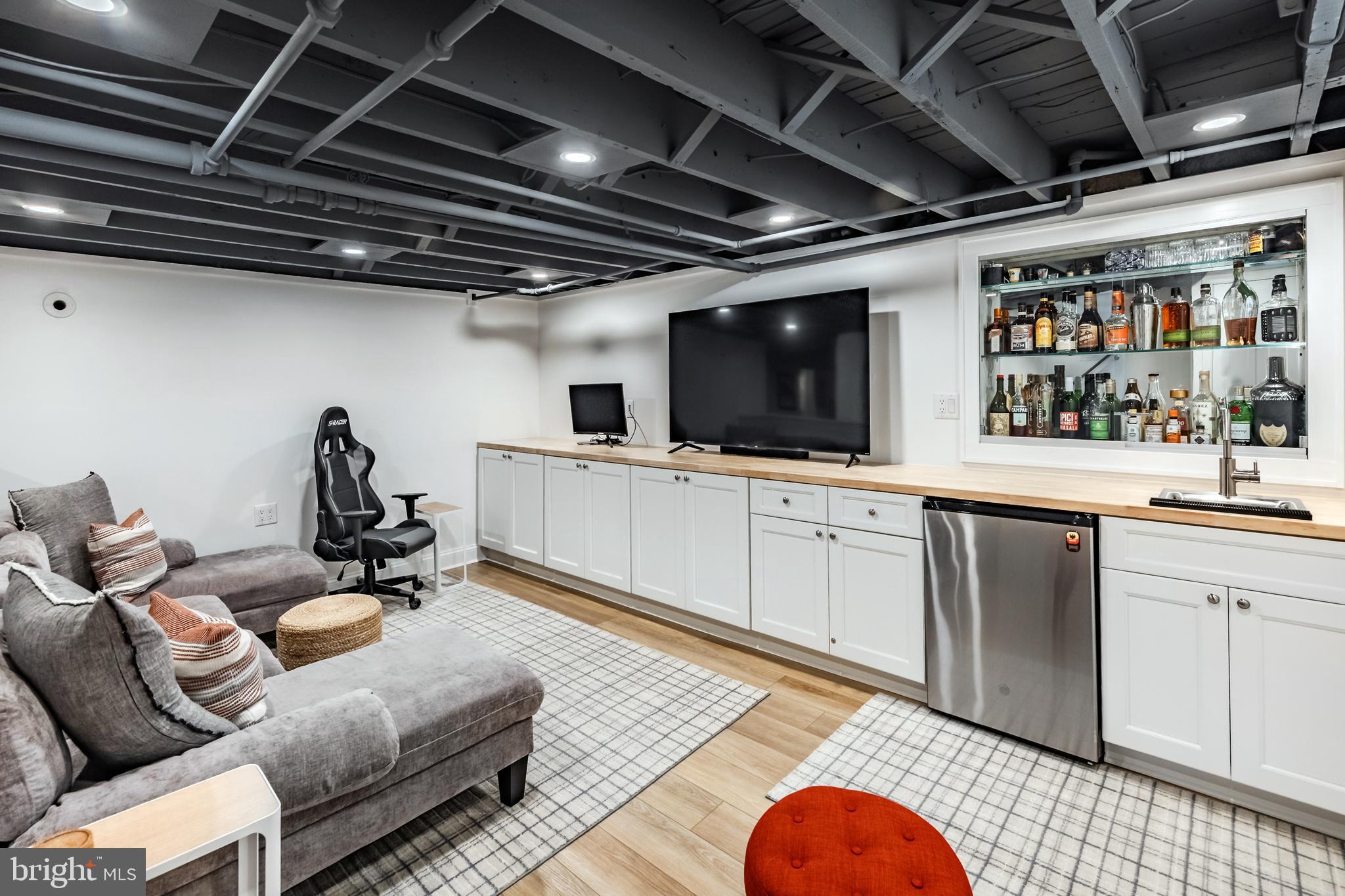 ARDMORE PARK - Residential